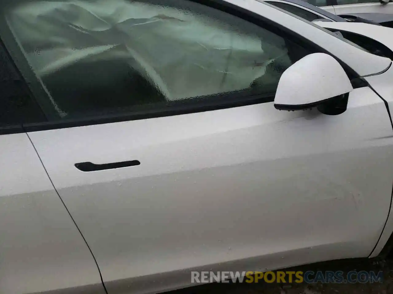 5 Photograph of a damaged car 5YJYGDEE8MF124938 TESLA MODEL Y 2021