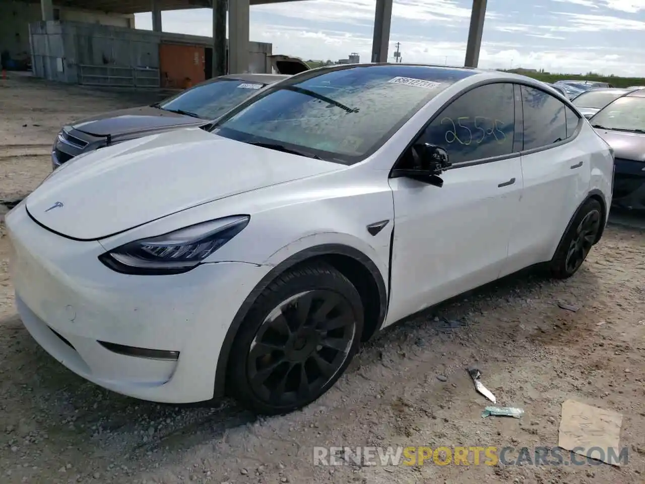 2 Photograph of a damaged car 5YJYGDEE8MF139844 TESLA MODEL Y 2021