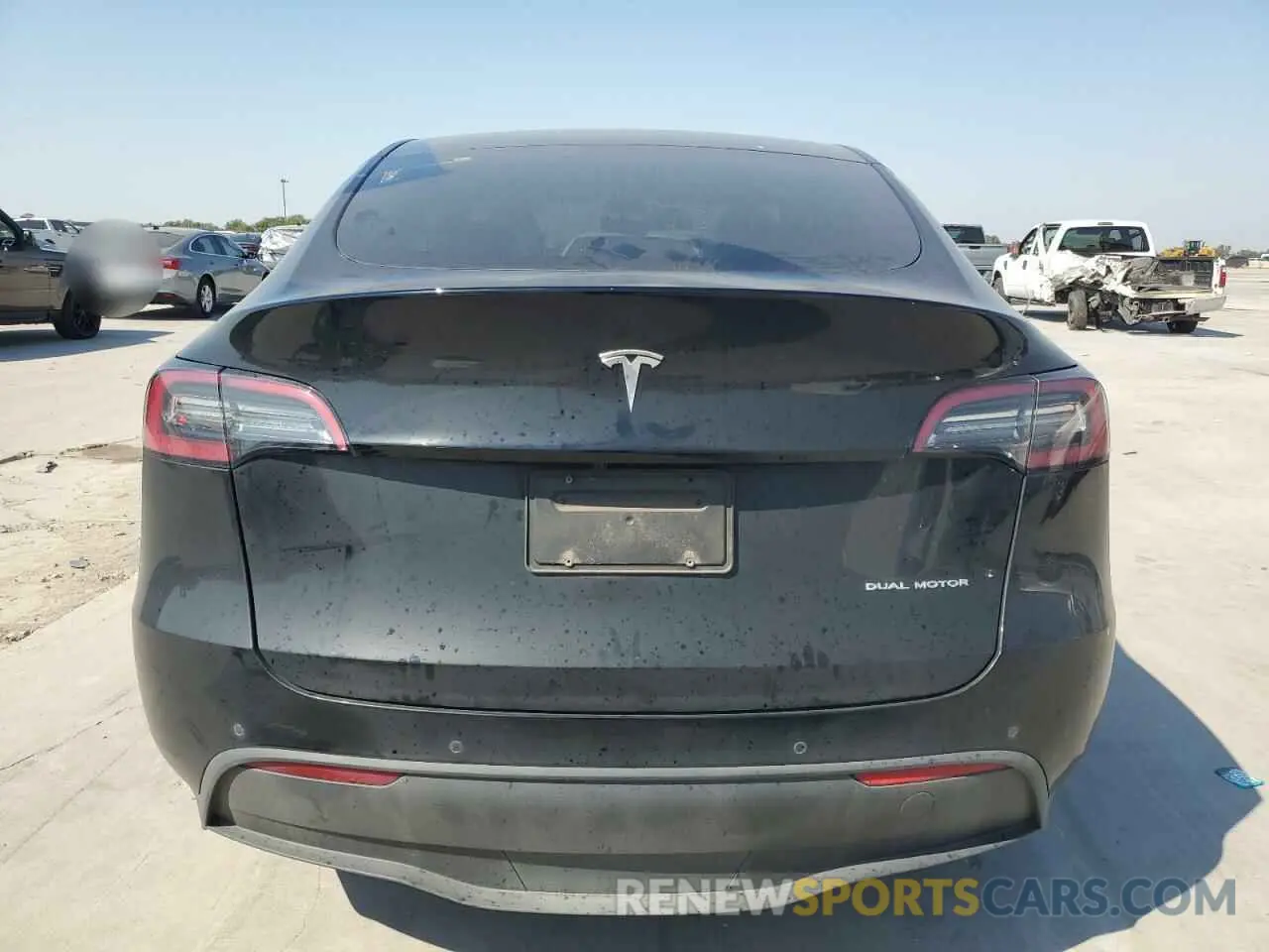 6 Photograph of a damaged car 5YJYGDEE8MF189630 TESLA MODEL Y 2021