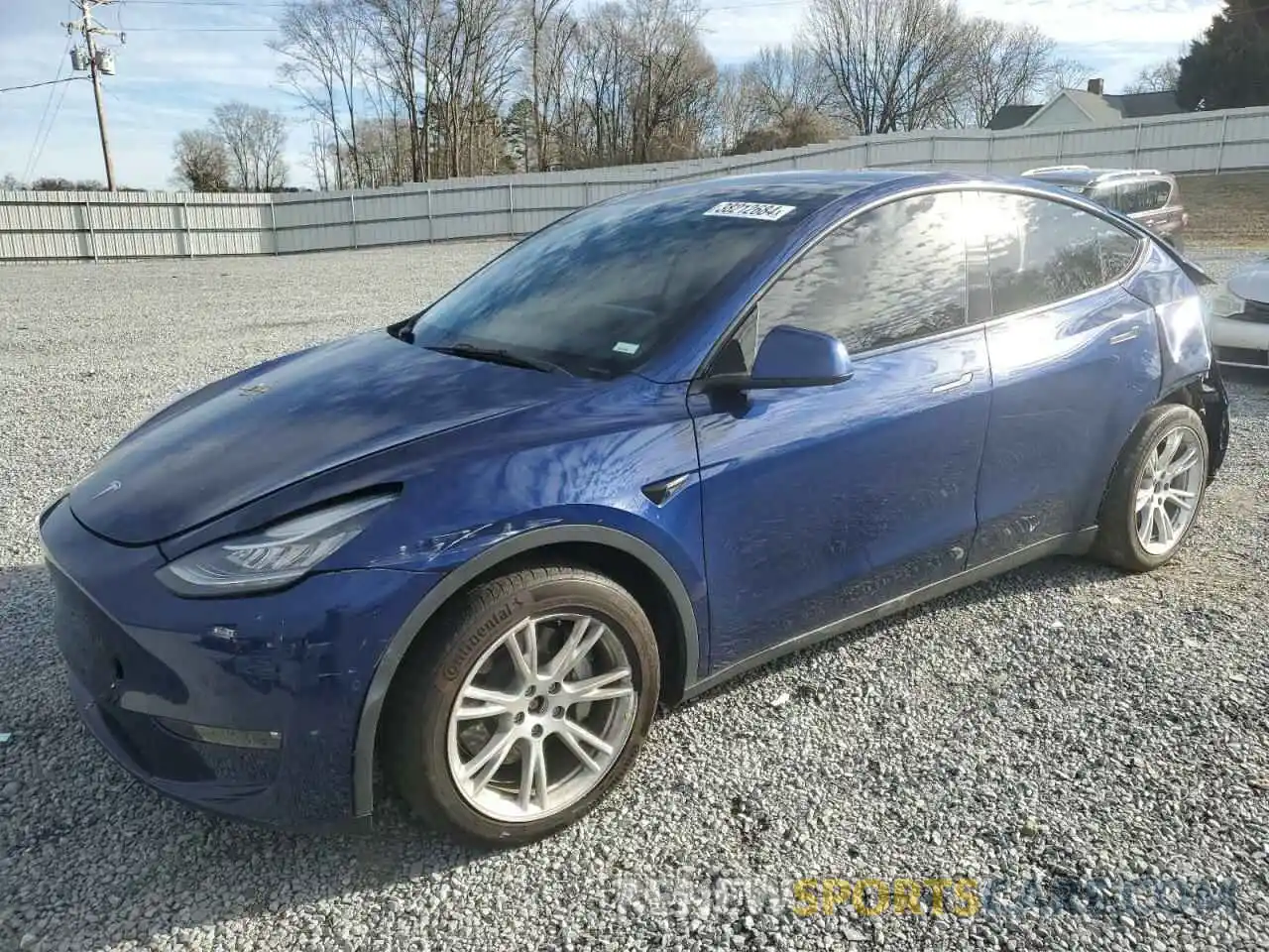 1 Photograph of a damaged car 5YJYGDEE8MF200447 TESLA MODEL Y 2021