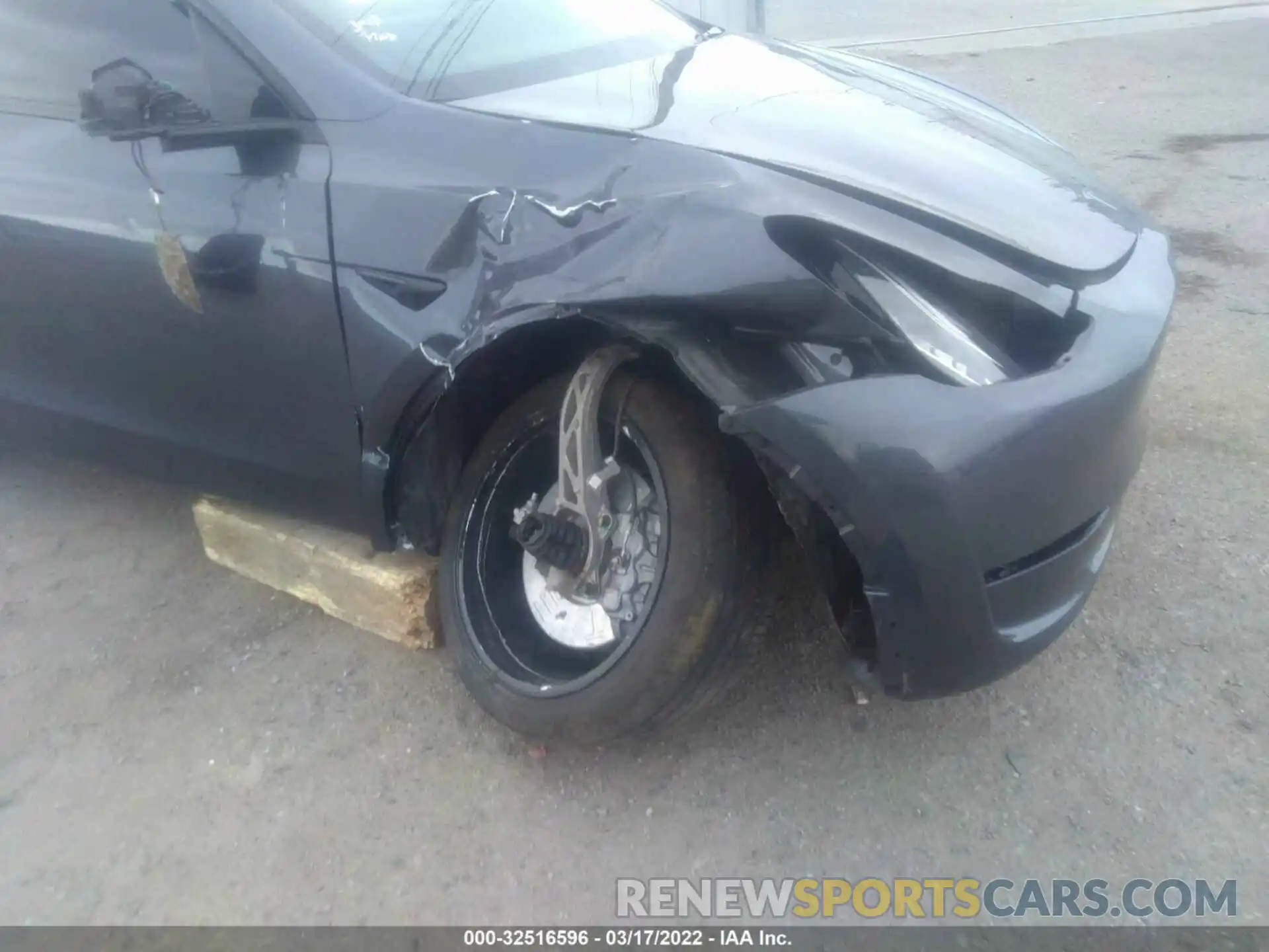 6 Photograph of a damaged car 5YJYGDEE8MF203560 TESLA MODEL Y 2021