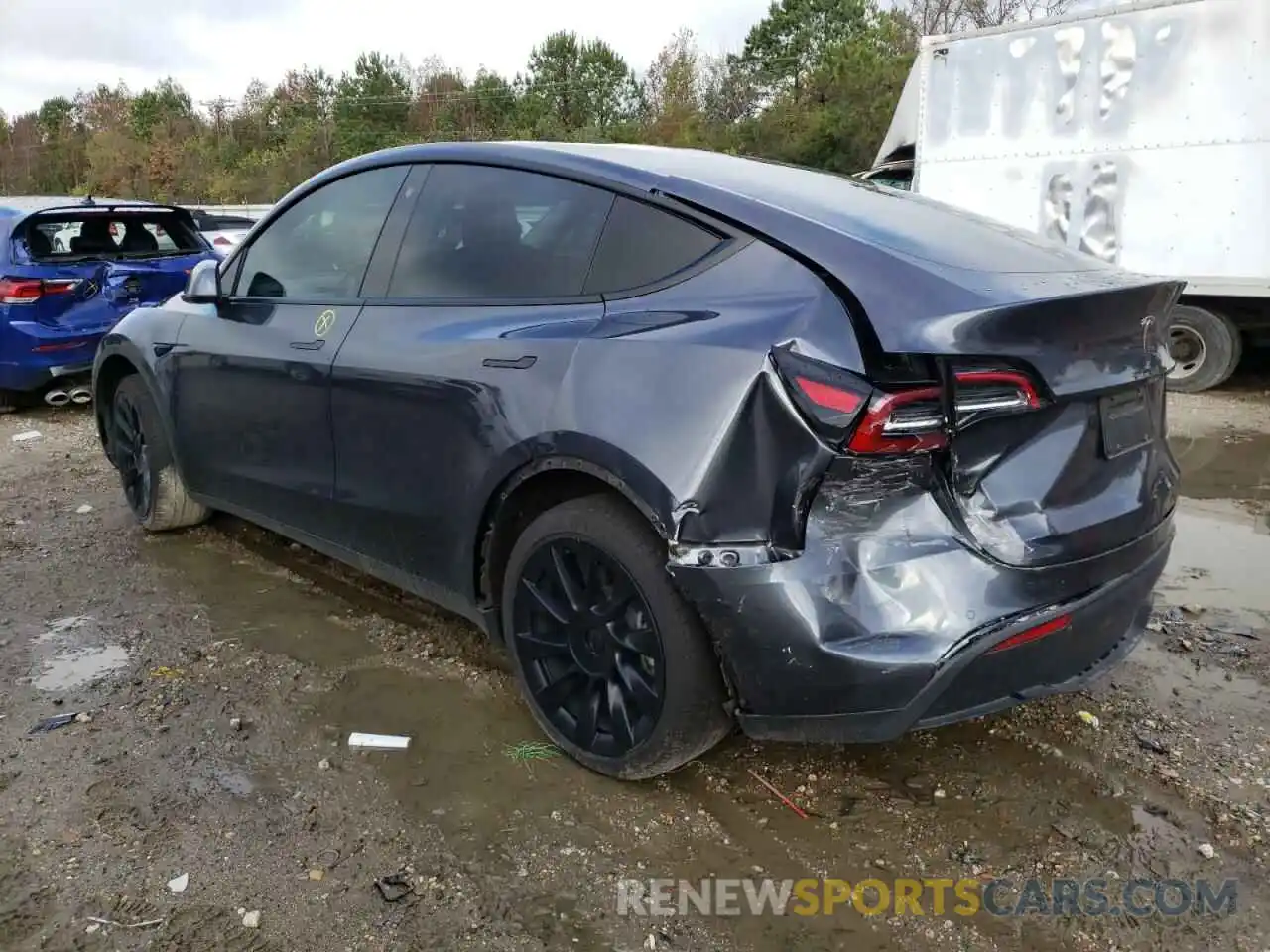 2 Photograph of a damaged car 5YJYGDEE8MF204580 TESLA MODEL Y 2021