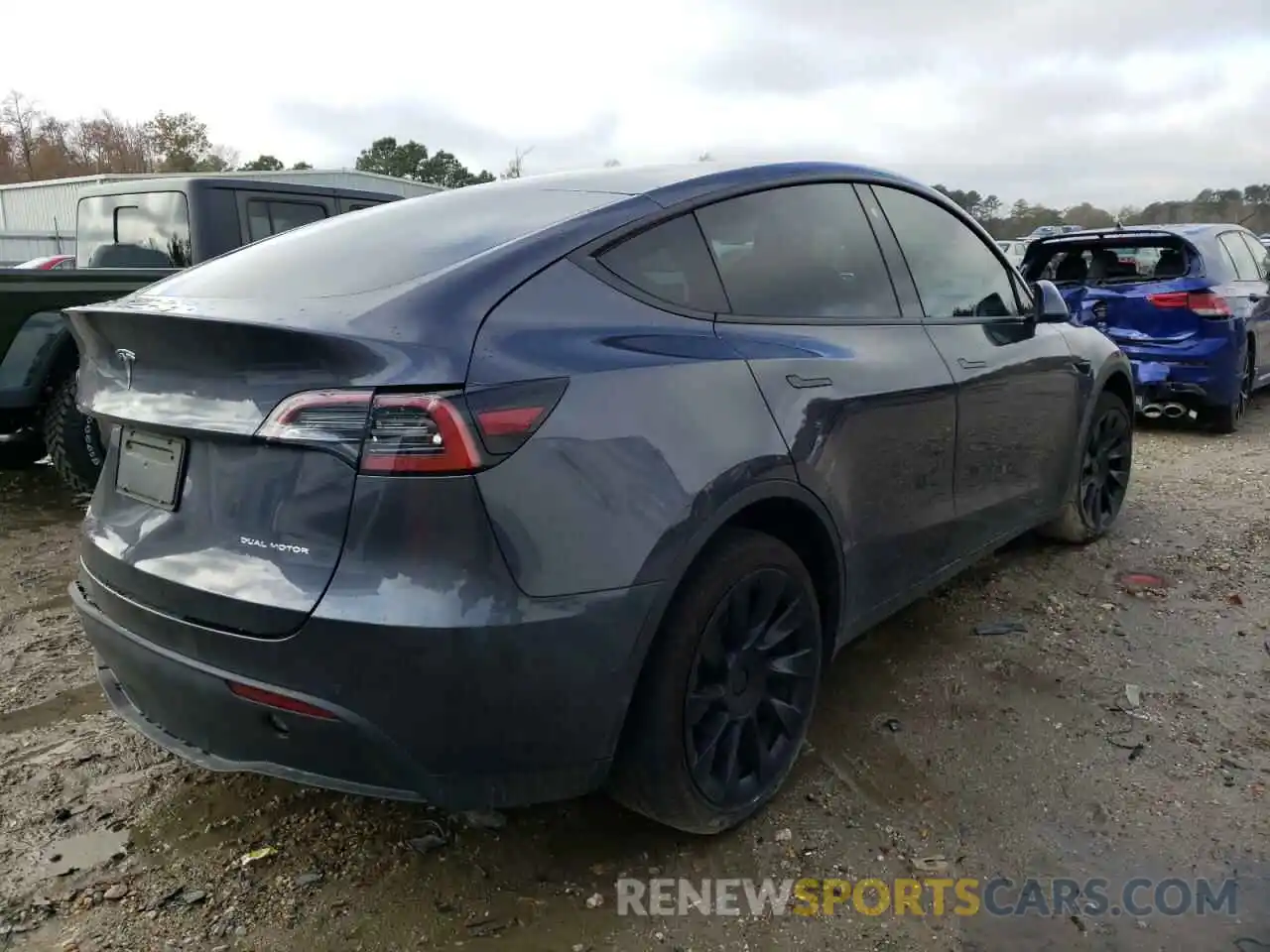 3 Photograph of a damaged car 5YJYGDEE8MF204580 TESLA MODEL Y 2021