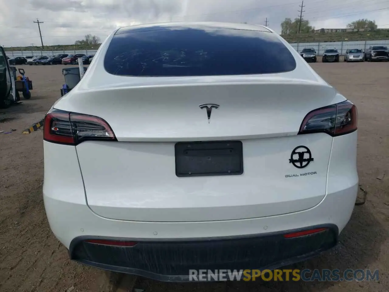 6 Photograph of a damaged car 5YJYGDEE8MF207009 TESLA MODEL Y 2021