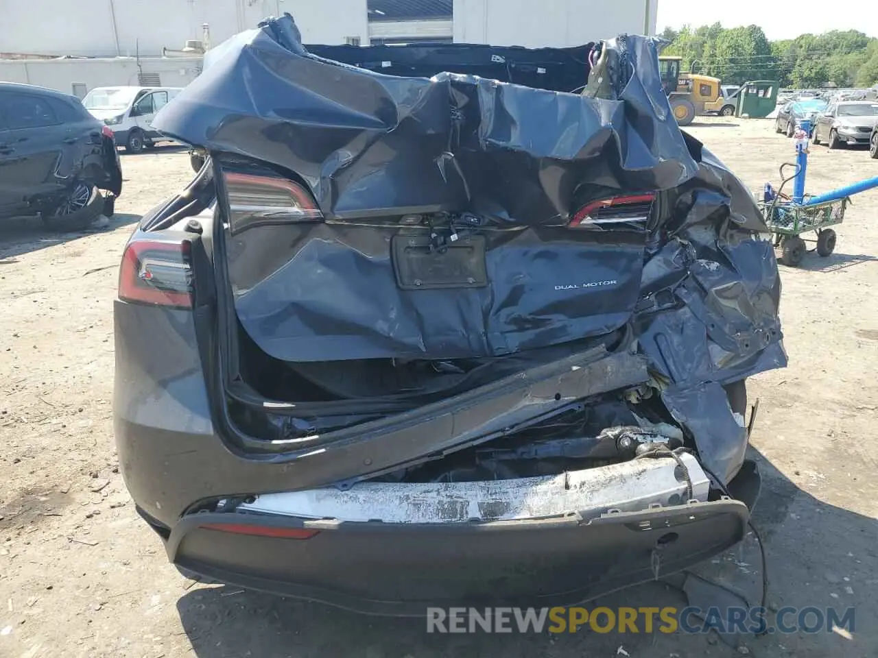 6 Photograph of a damaged car 5YJYGDEE8MF210444 TESLA MODEL Y 2021