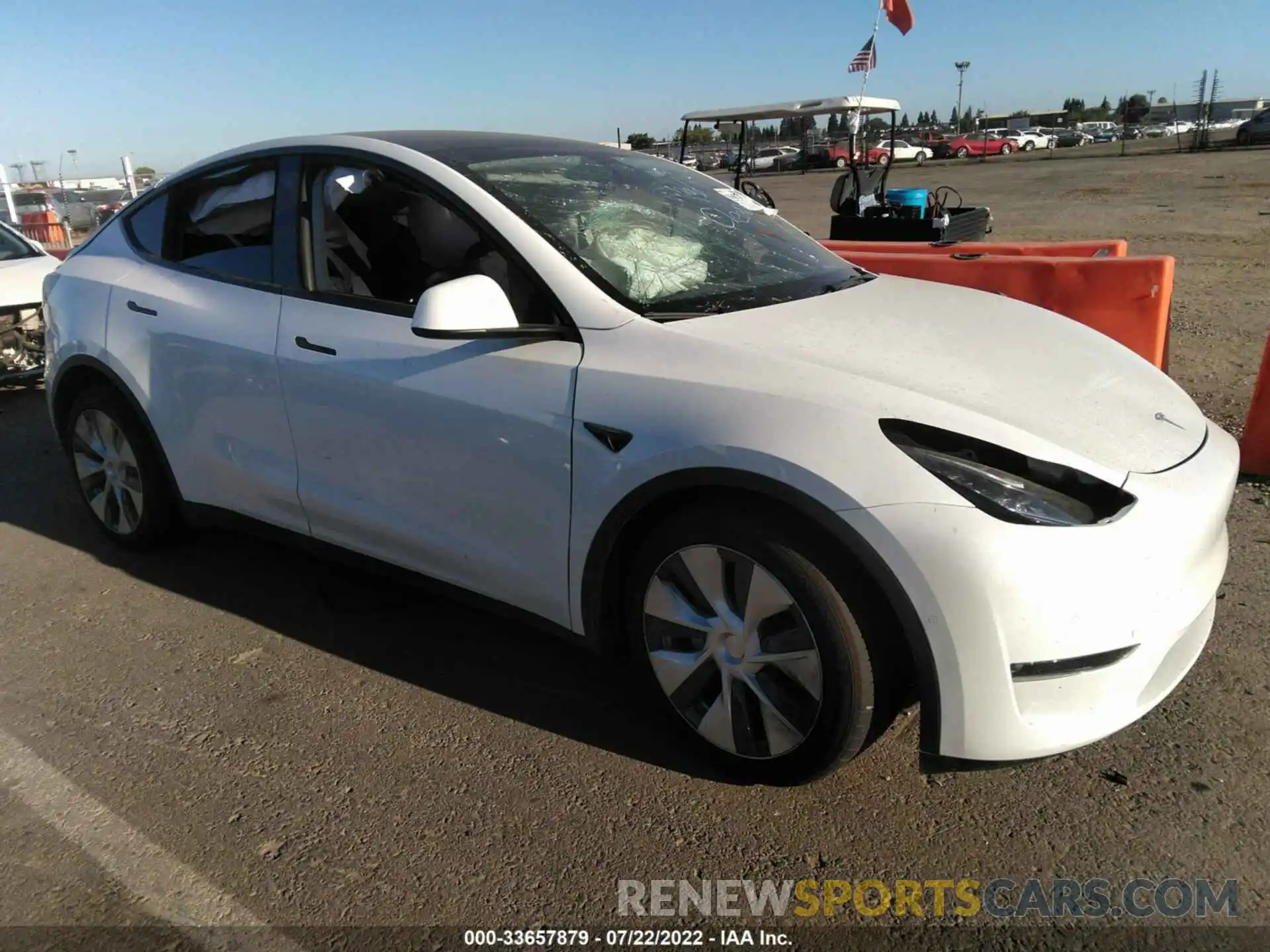 1 Photograph of a damaged car 5YJYGDEE8MF213733 TESLA MODEL Y 2021