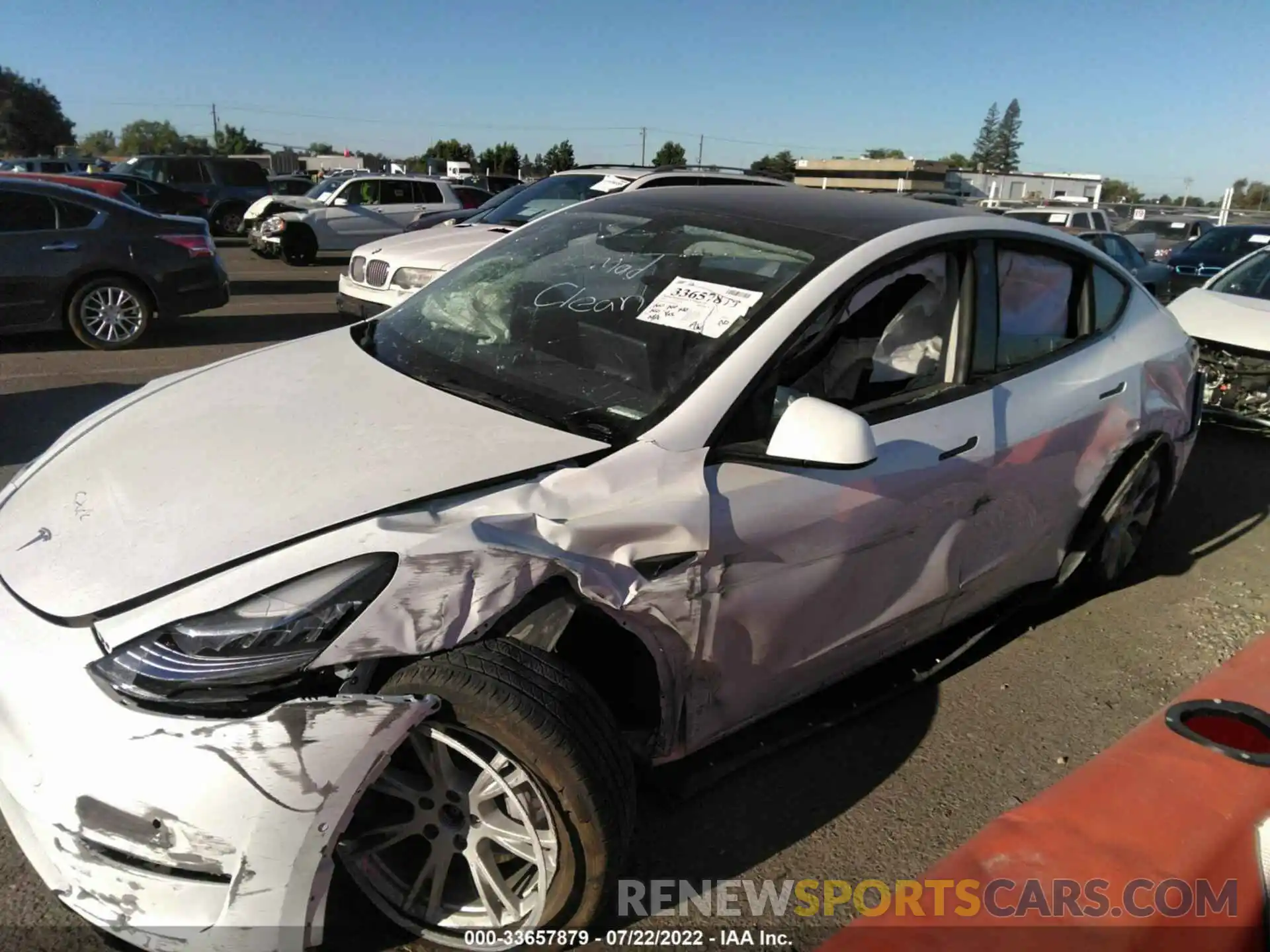 6 Photograph of a damaged car 5YJYGDEE8MF213733 TESLA MODEL Y 2021