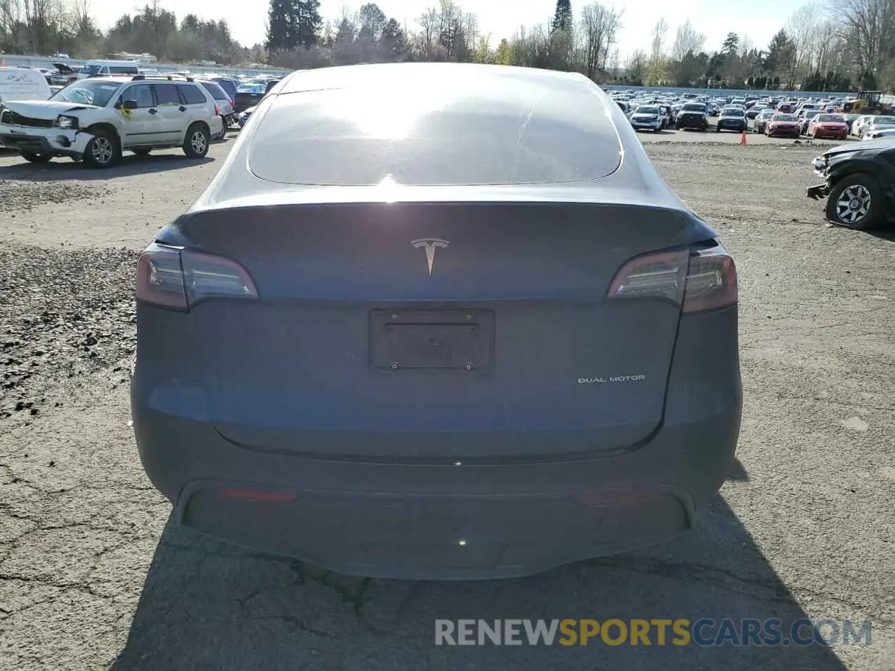 6 Photograph of a damaged car 5YJYGDEE8MF217460 TESLA MODEL Y 2021