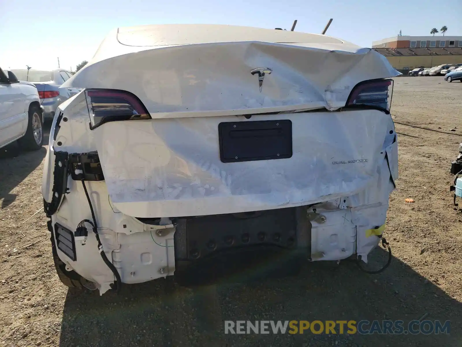 9 Photograph of a damaged car 5YJYGDEE8MF217894 TESLA MODEL Y 2021