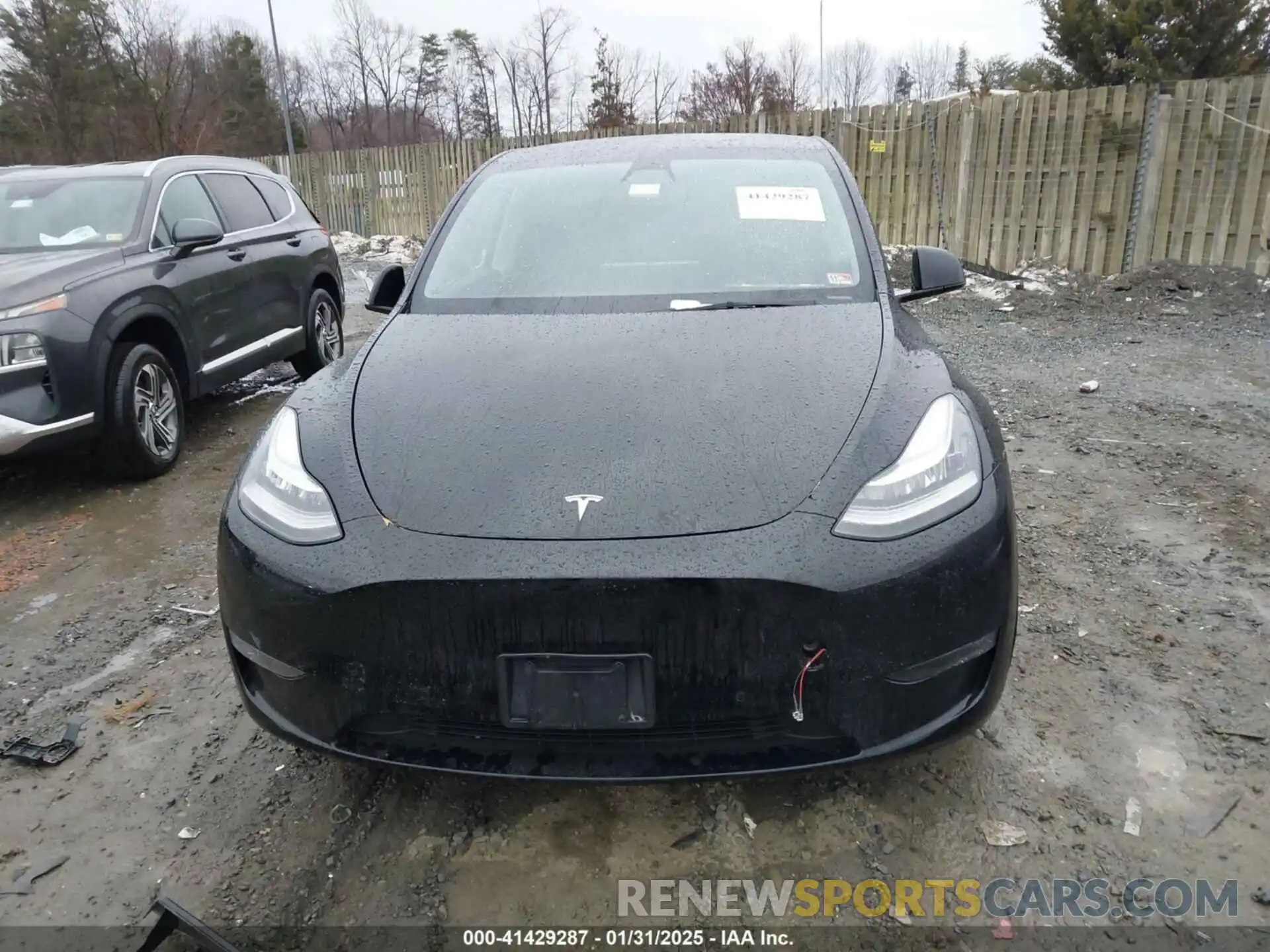 11 Photograph of a damaged car 5YJYGDEE8MF229401 TESLA MODEL Y 2021