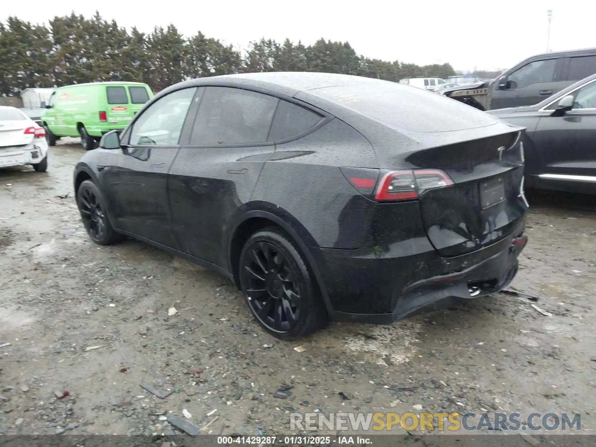 3 Photograph of a damaged car 5YJYGDEE8MF229401 TESLA MODEL Y 2021