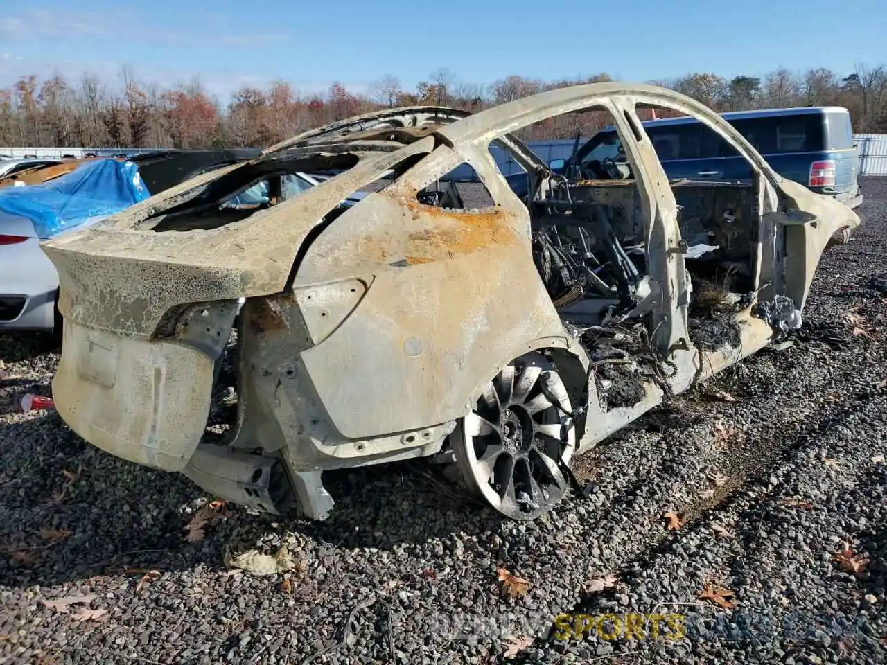 3 Photograph of a damaged car 5YJYGDEE8MF251835 TESLA MODEL Y 2021