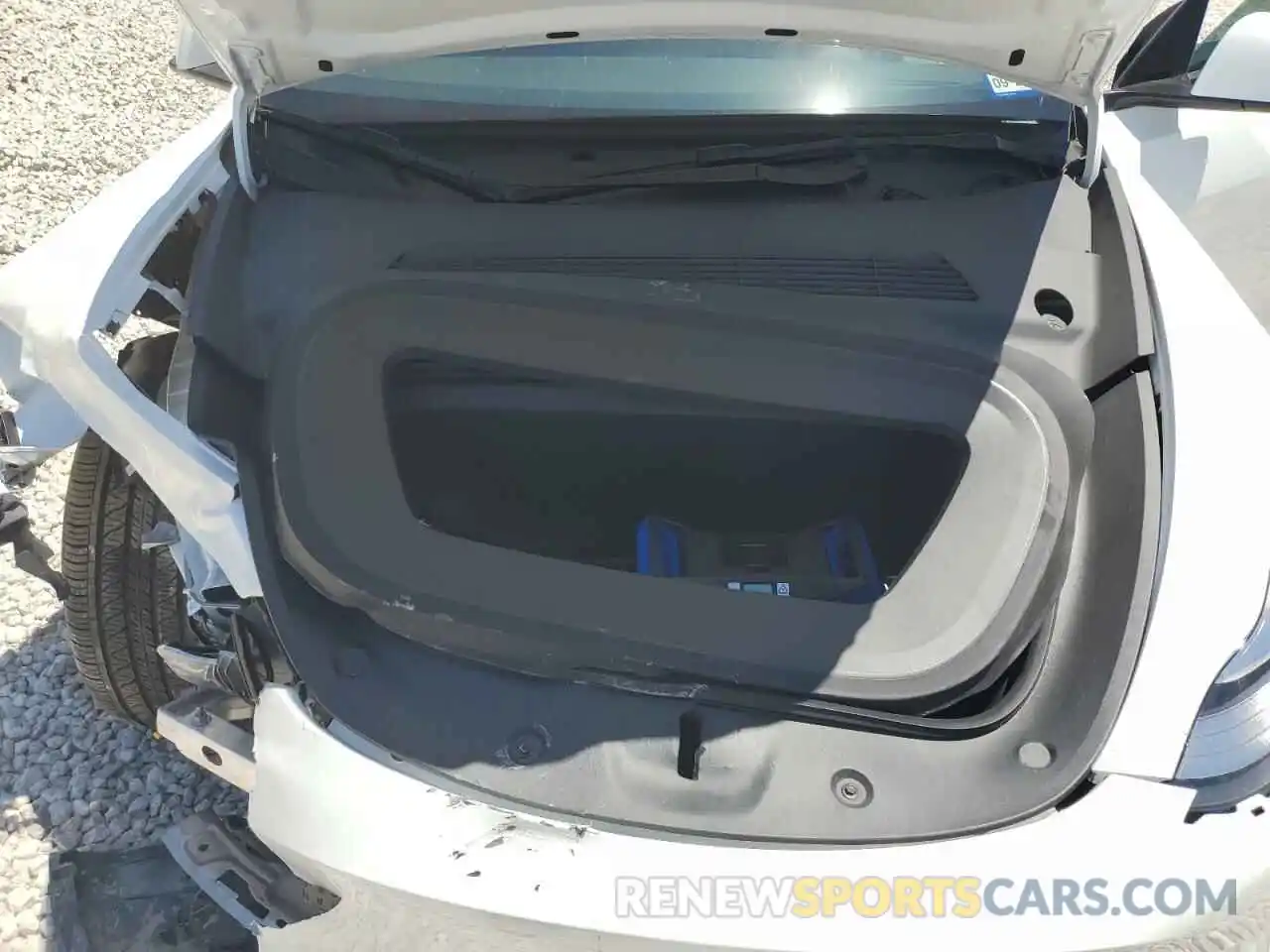 7 Photograph of a damaged car 5YJYGDEE8MF266092 TESLA MODEL Y 2021