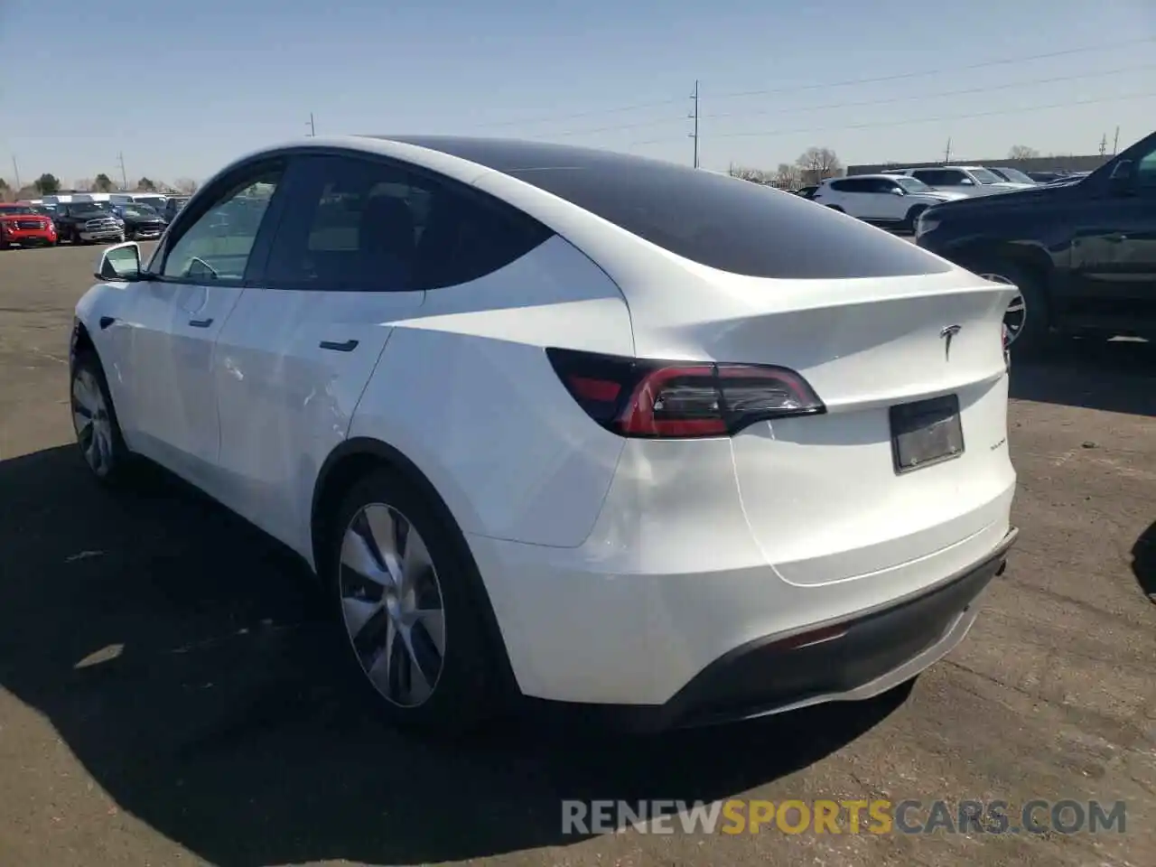 3 Photograph of a damaged car 5YJYGDEE8MF269381 TESLA MODEL Y 2021