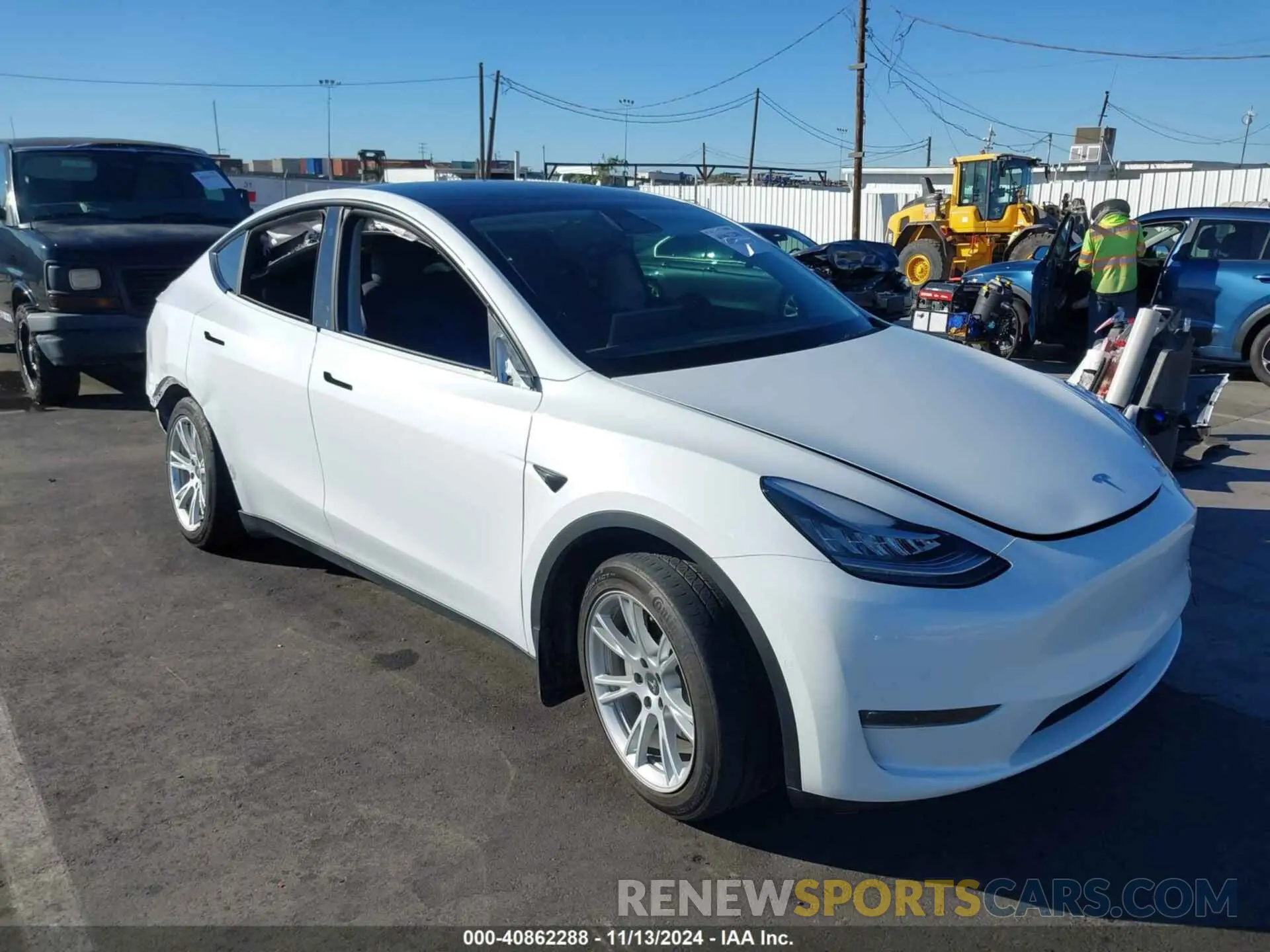 1 Photograph of a damaged car 5YJYGDEE8MF271017 TESLA MODEL Y 2021
