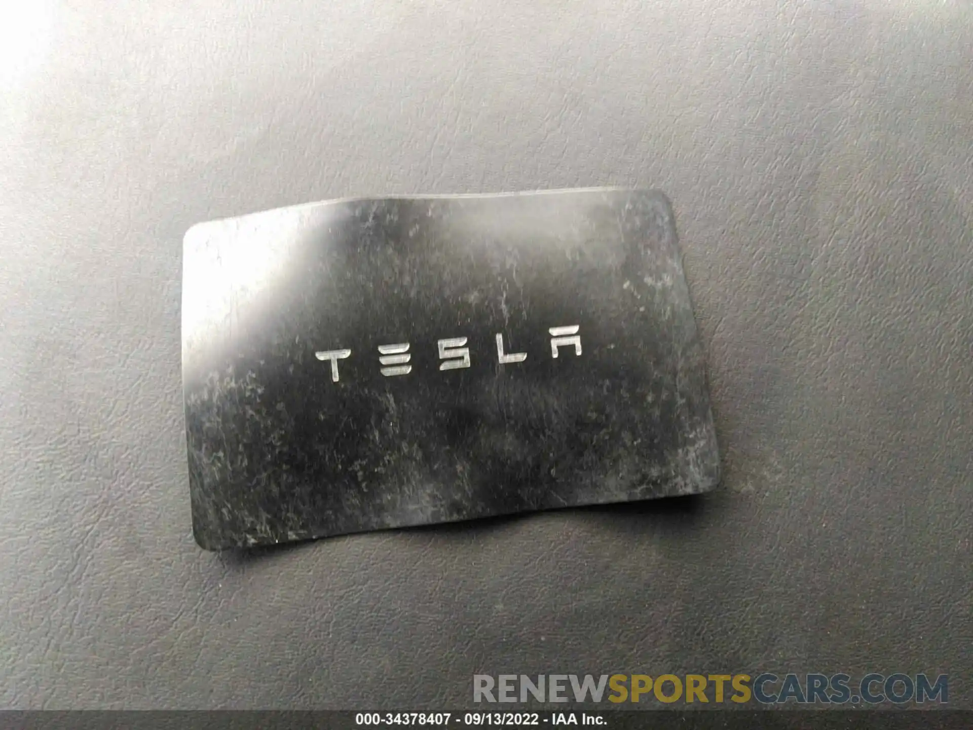 11 Photograph of a damaged car 5YJYGDEE8MF271793 TESLA MODEL Y 2021