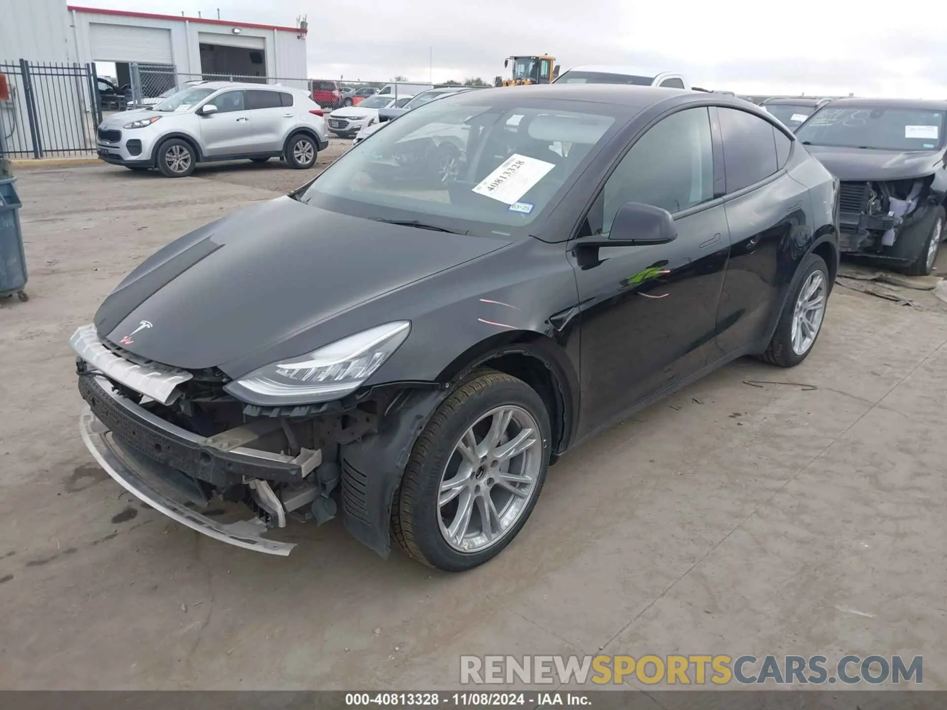 2 Photograph of a damaged car 5YJYGDEE8MF281224 TESLA MODEL Y 2021
