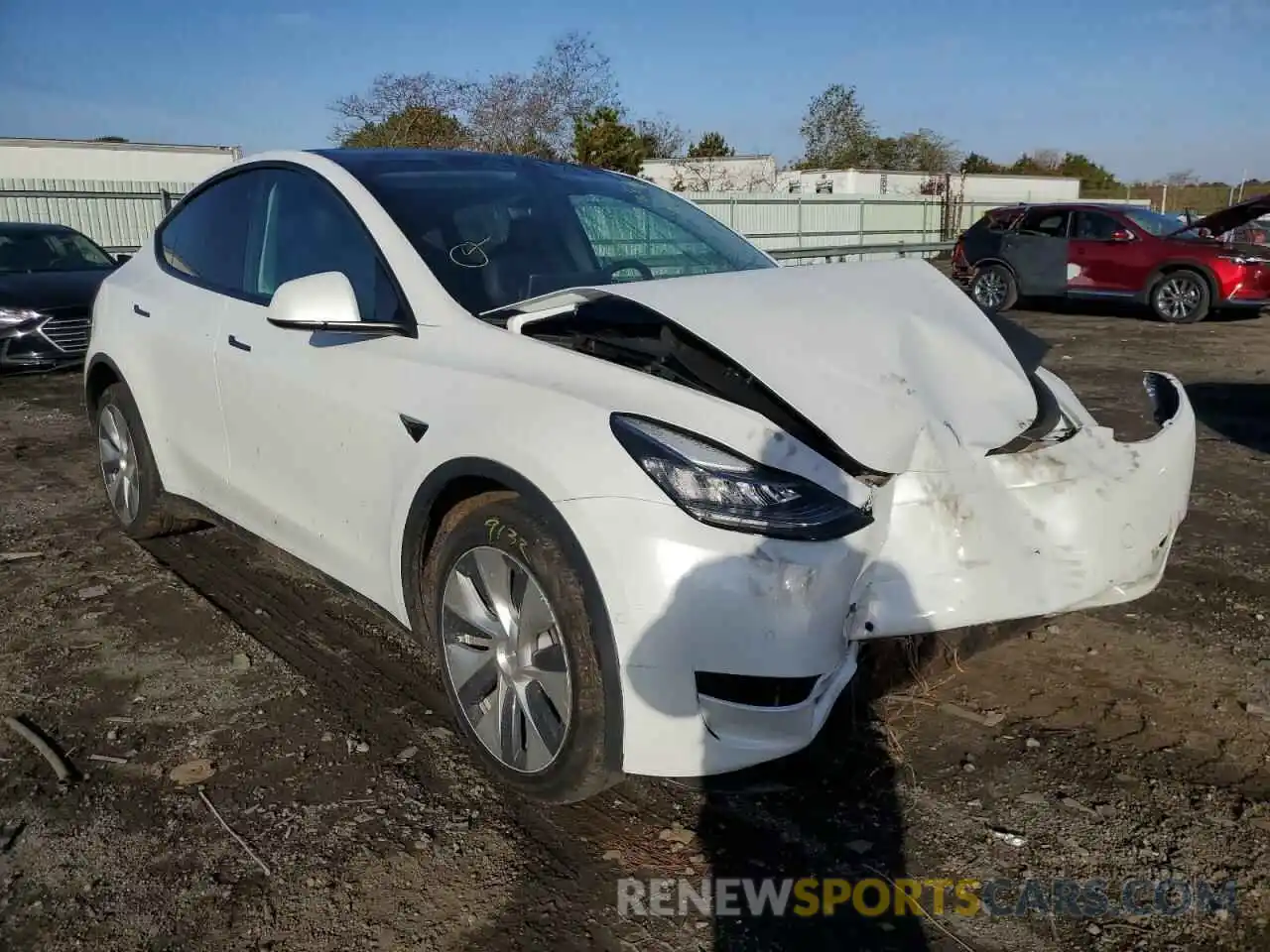 1 Photograph of a damaged car 5YJYGDEE8MF286035 TESLA MODEL Y 2021