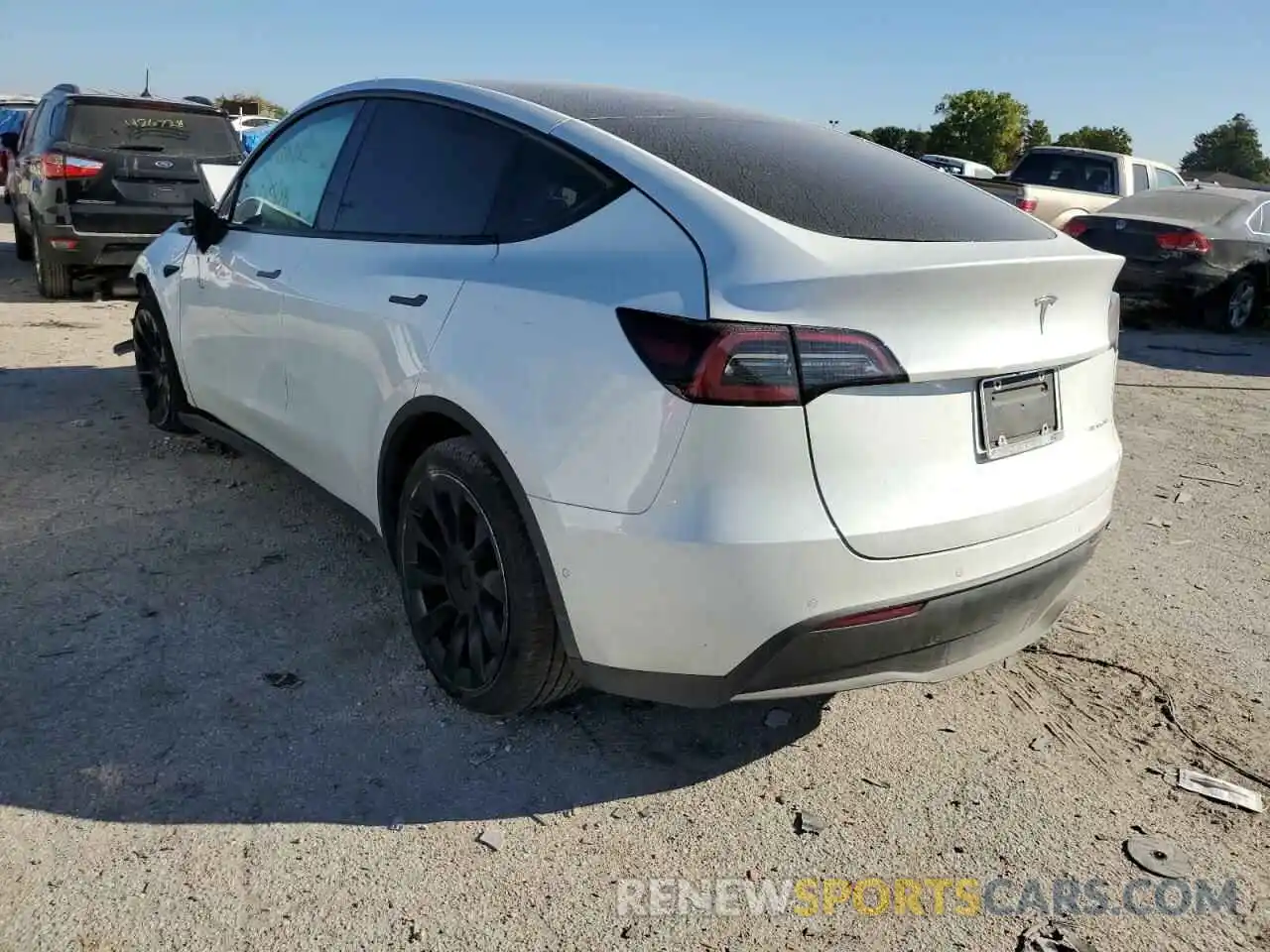 3 Photograph of a damaged car 5YJYGDEE8MF297519 TESLA MODEL Y 2021