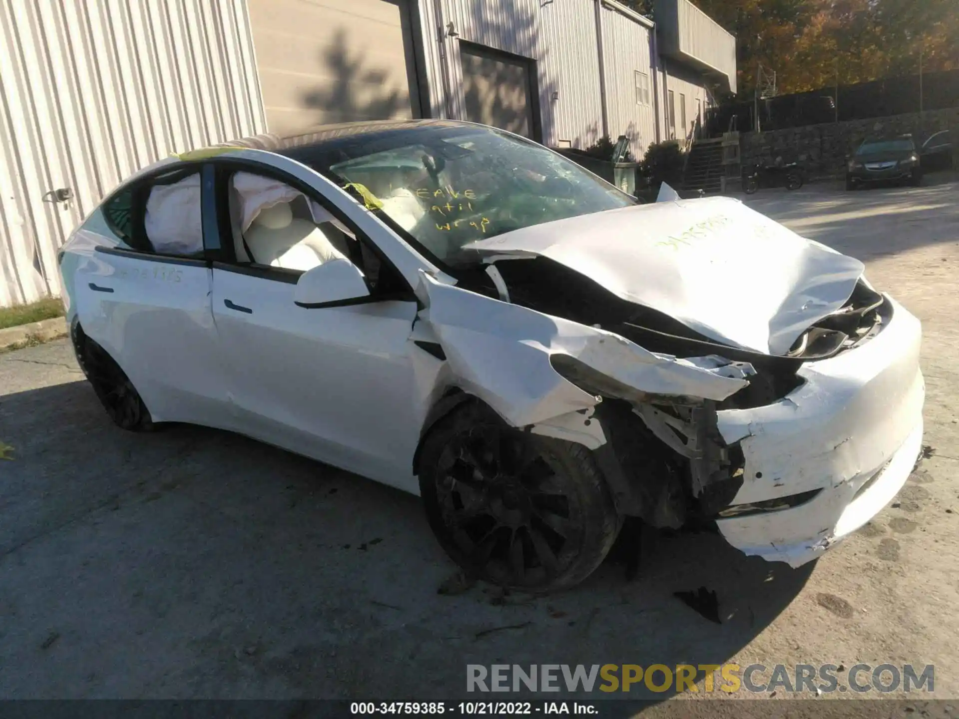 1 Photograph of a damaged car 5YJYGDEE8MF303643 TESLA MODEL Y 2021