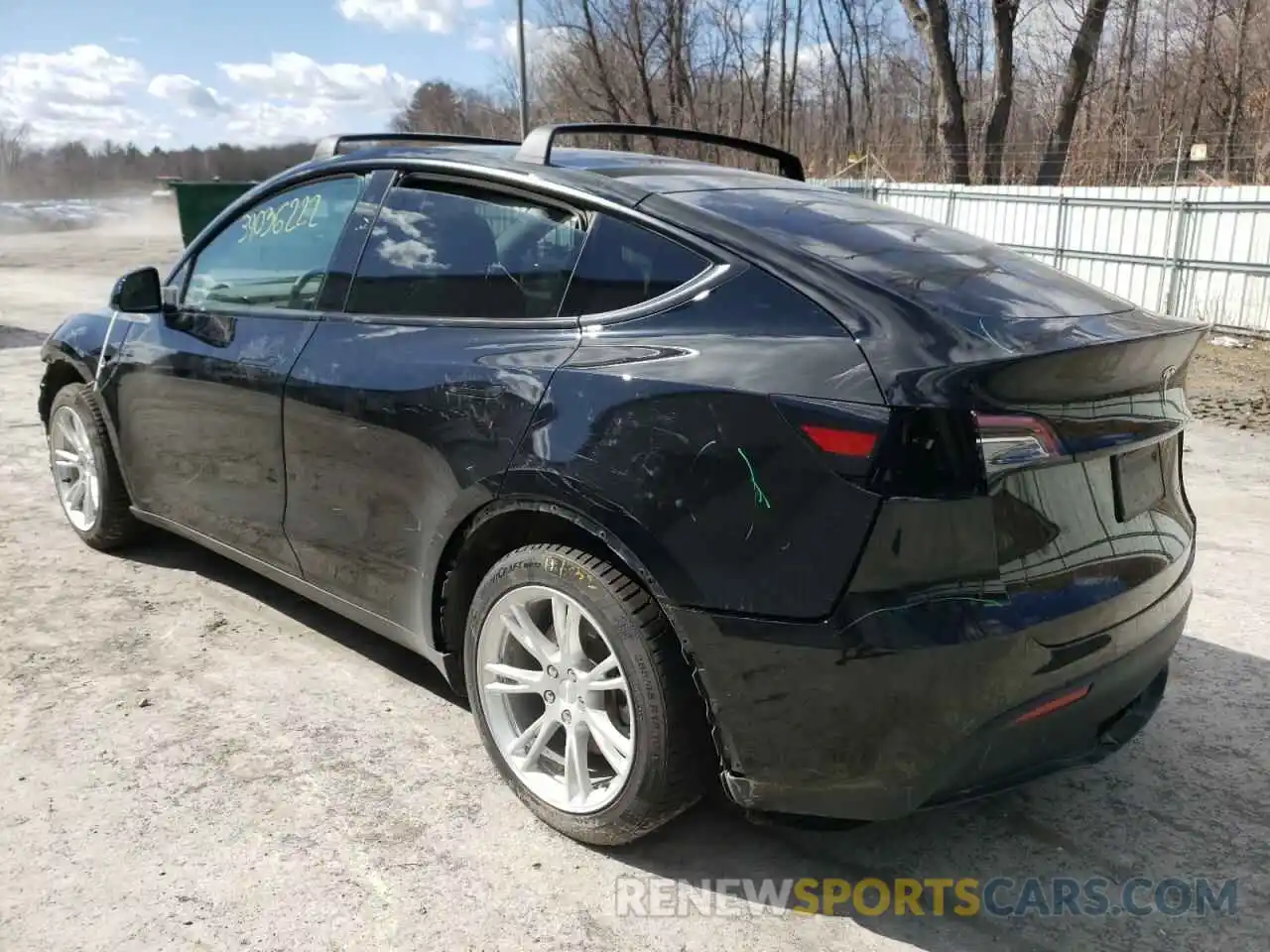 3 Photograph of a damaged car 5YJYGDEE9MF066564 TESLA MODEL Y 2021