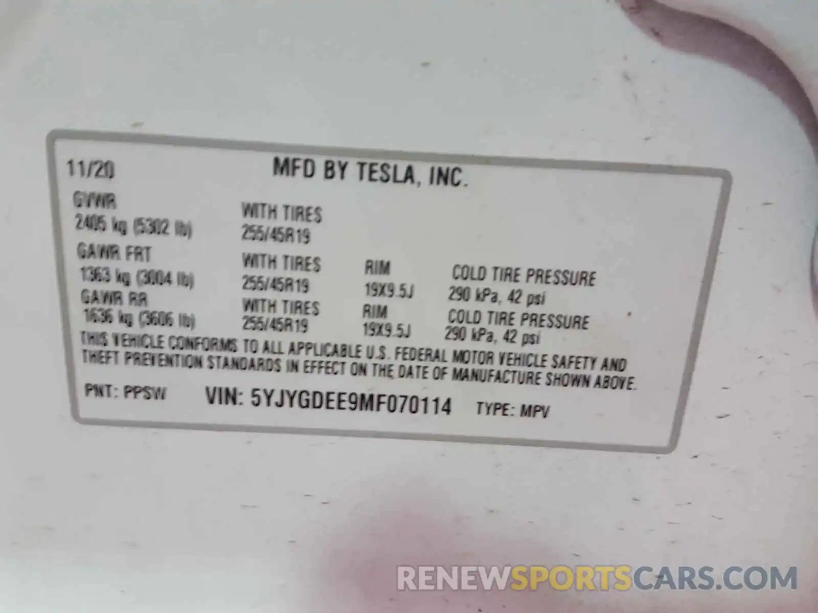 10 Photograph of a damaged car 5YJYGDEE9MF070114 TESLA MODEL Y 2021