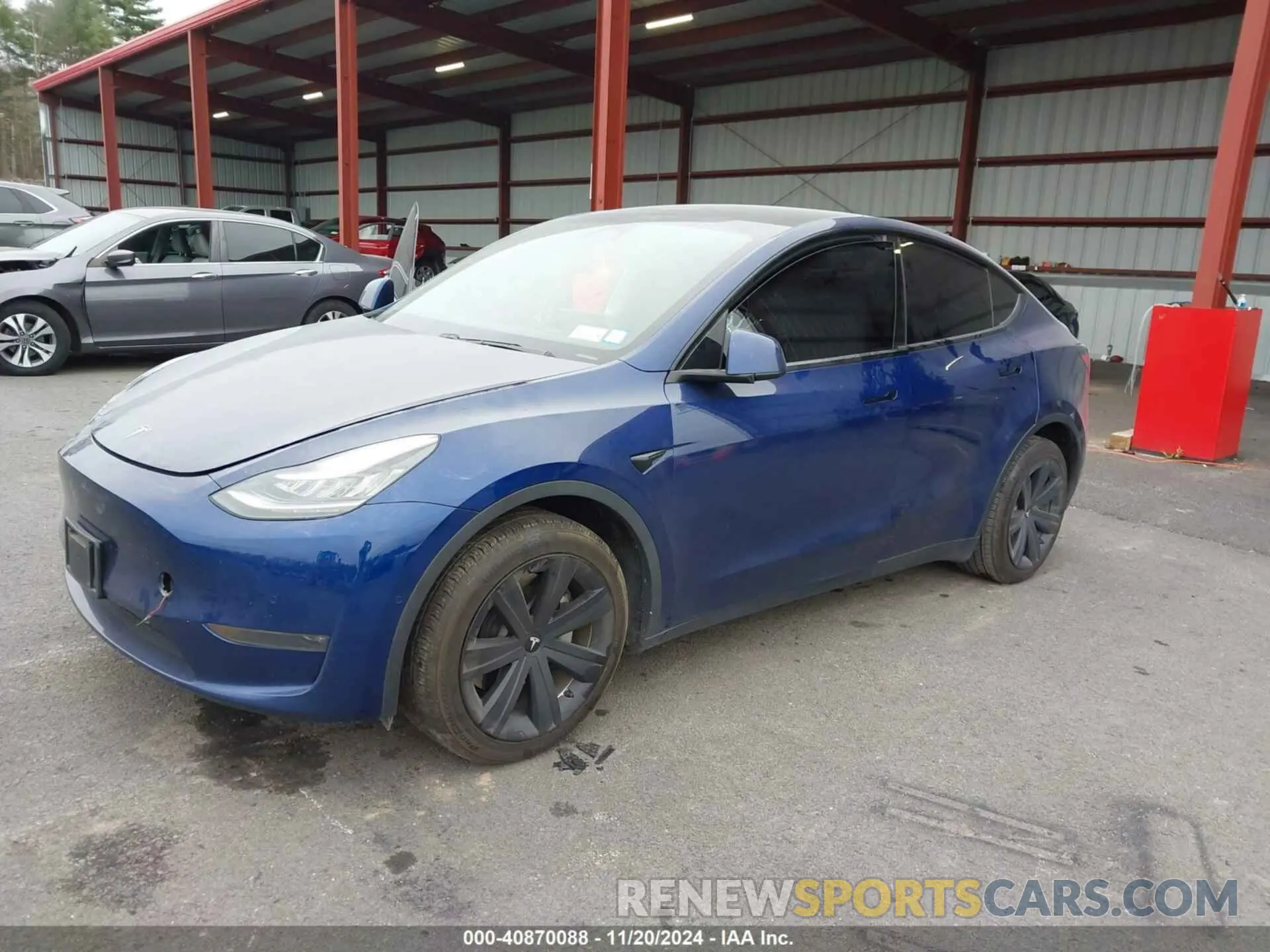 2 Photograph of a damaged car 5YJYGDEE9MF071120 TESLA MODEL Y 2021
