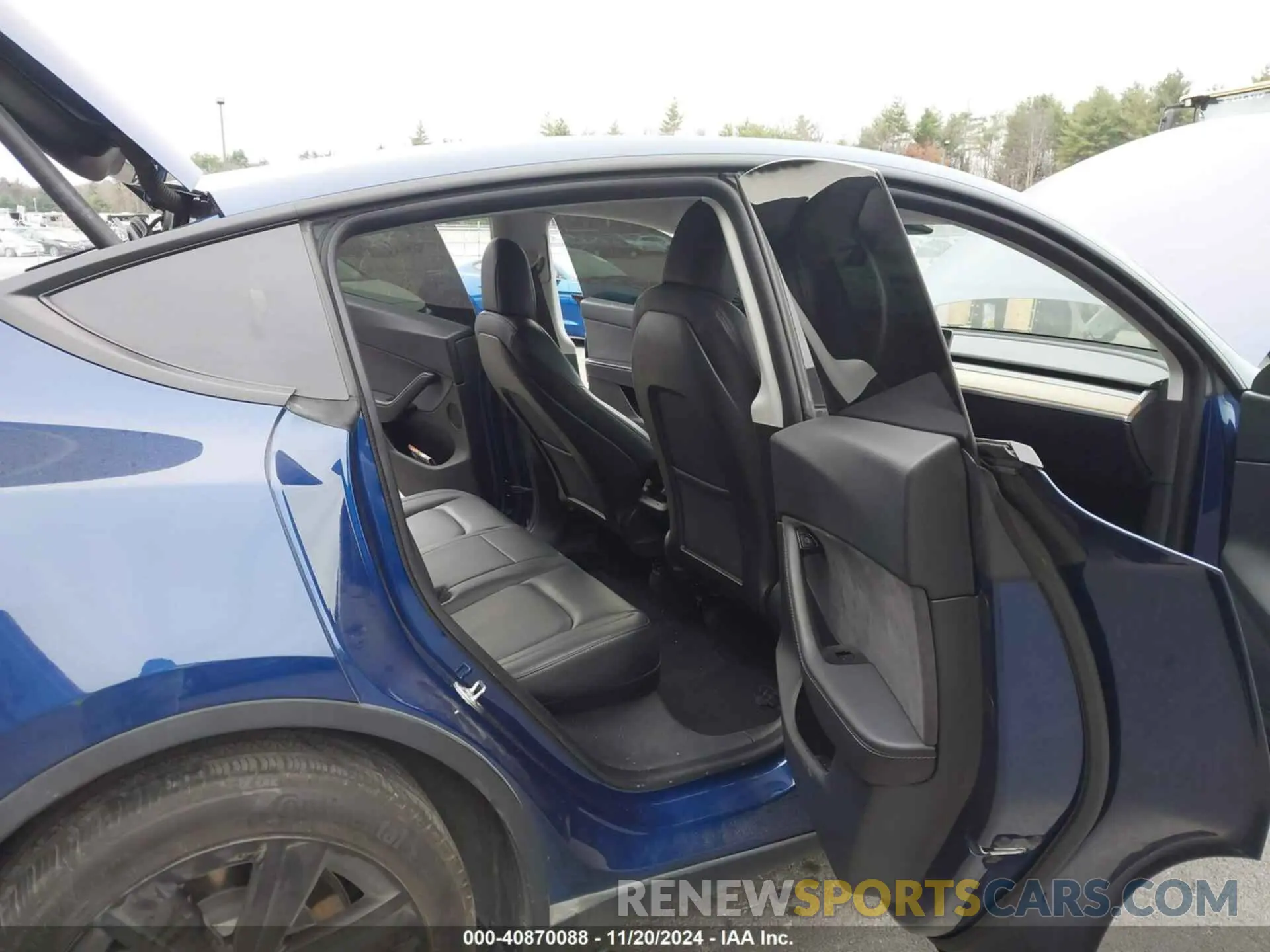 8 Photograph of a damaged car 5YJYGDEE9MF071120 TESLA MODEL Y 2021