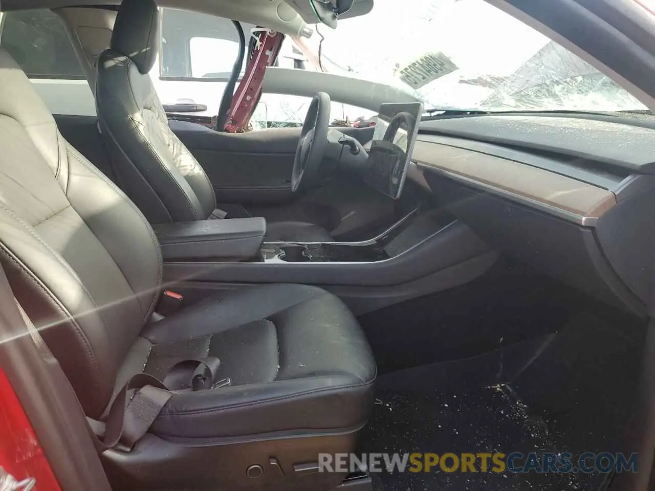 7 Photograph of a damaged car 5YJYGDEE9MF075698 TESLA MODEL Y 2021