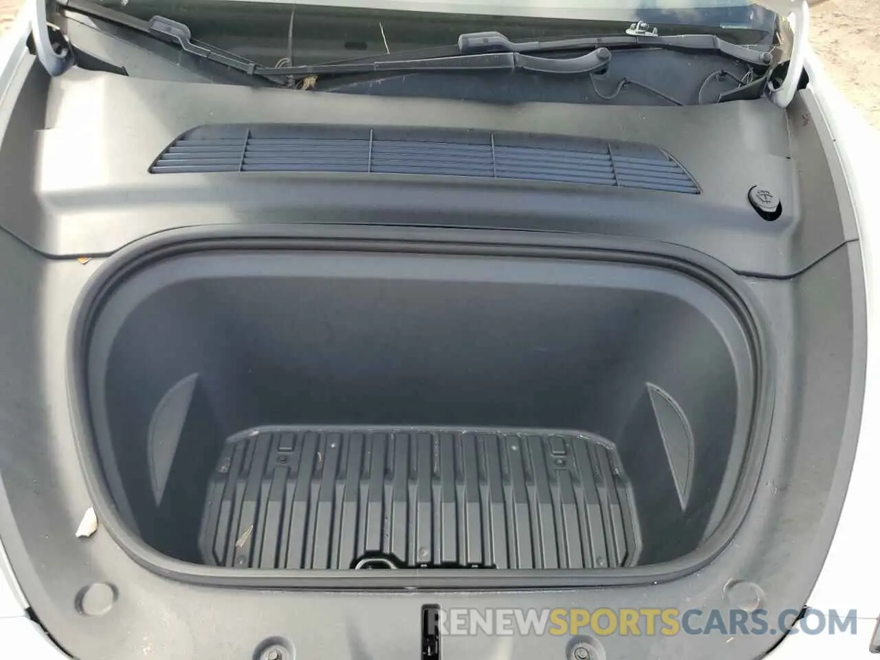 11 Photograph of a damaged car 5YJYGDEE9MF077726 TESLA MODEL Y 2021