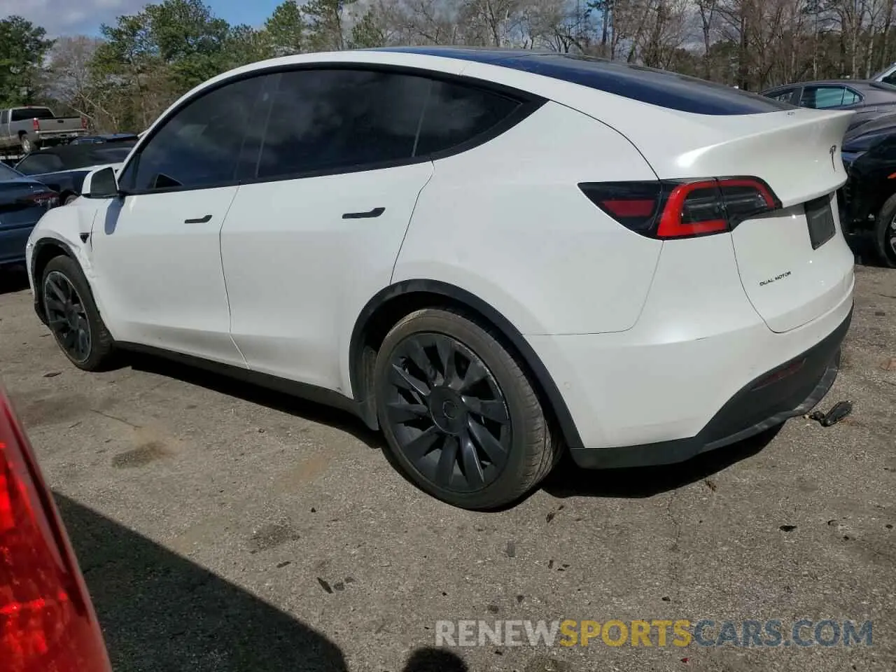 2 Photograph of a damaged car 5YJYGDEE9MF080349 TESLA MODEL Y 2021