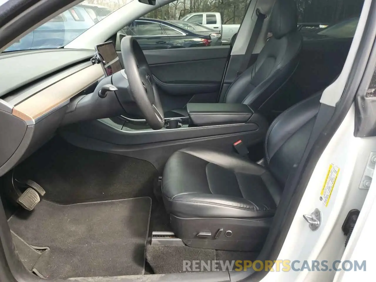 7 Photograph of a damaged car 5YJYGDEE9MF080349 TESLA MODEL Y 2021