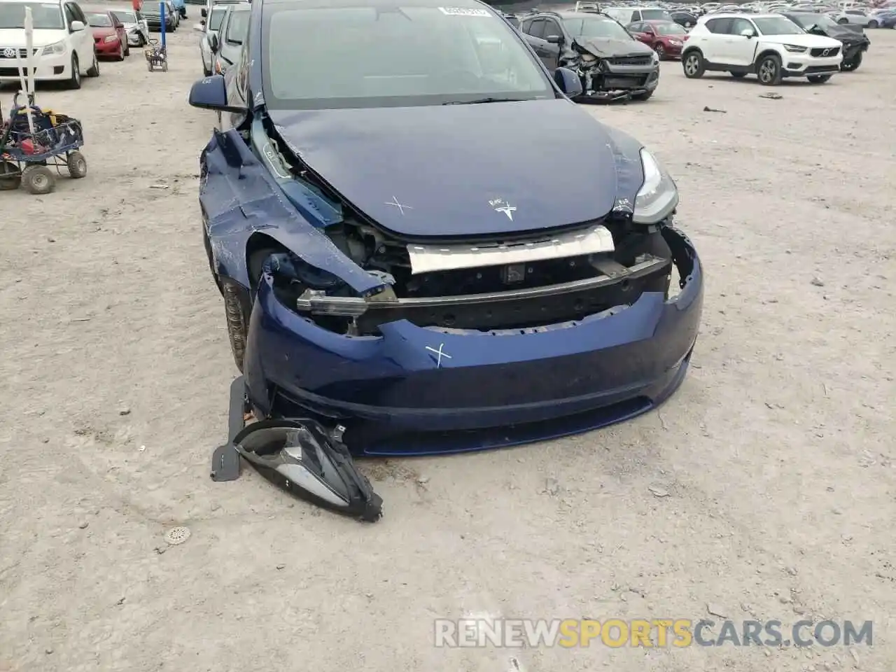 9 Photograph of a damaged car 5YJYGDEE9MF088726 TESLA MODEL Y 2021