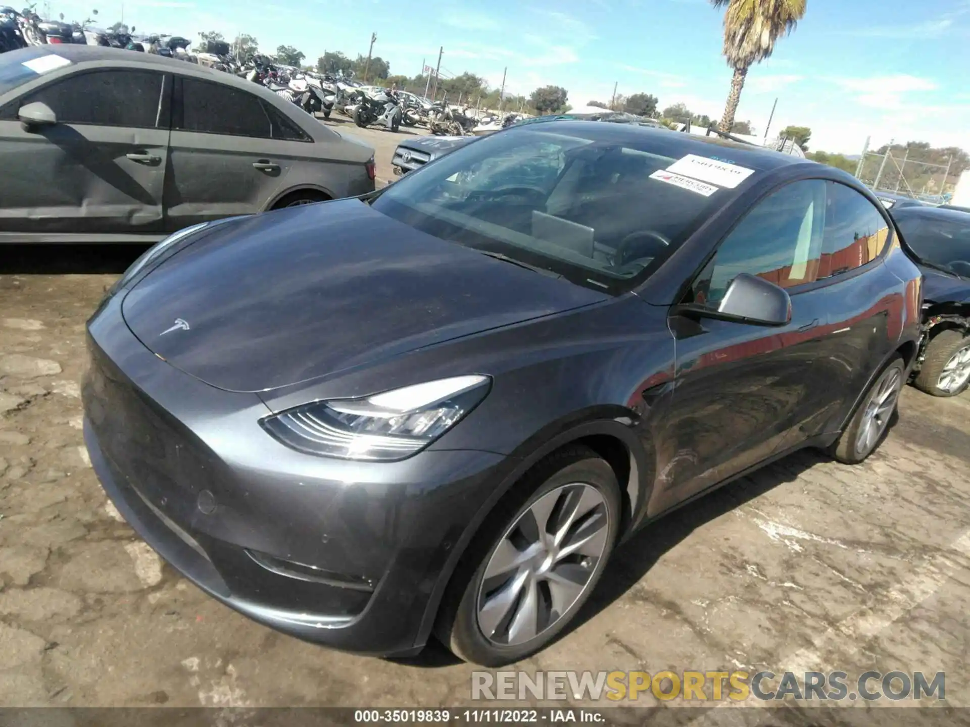 2 Photograph of a damaged car 5YJYGDEE9MF090735 TESLA MODEL Y 2021