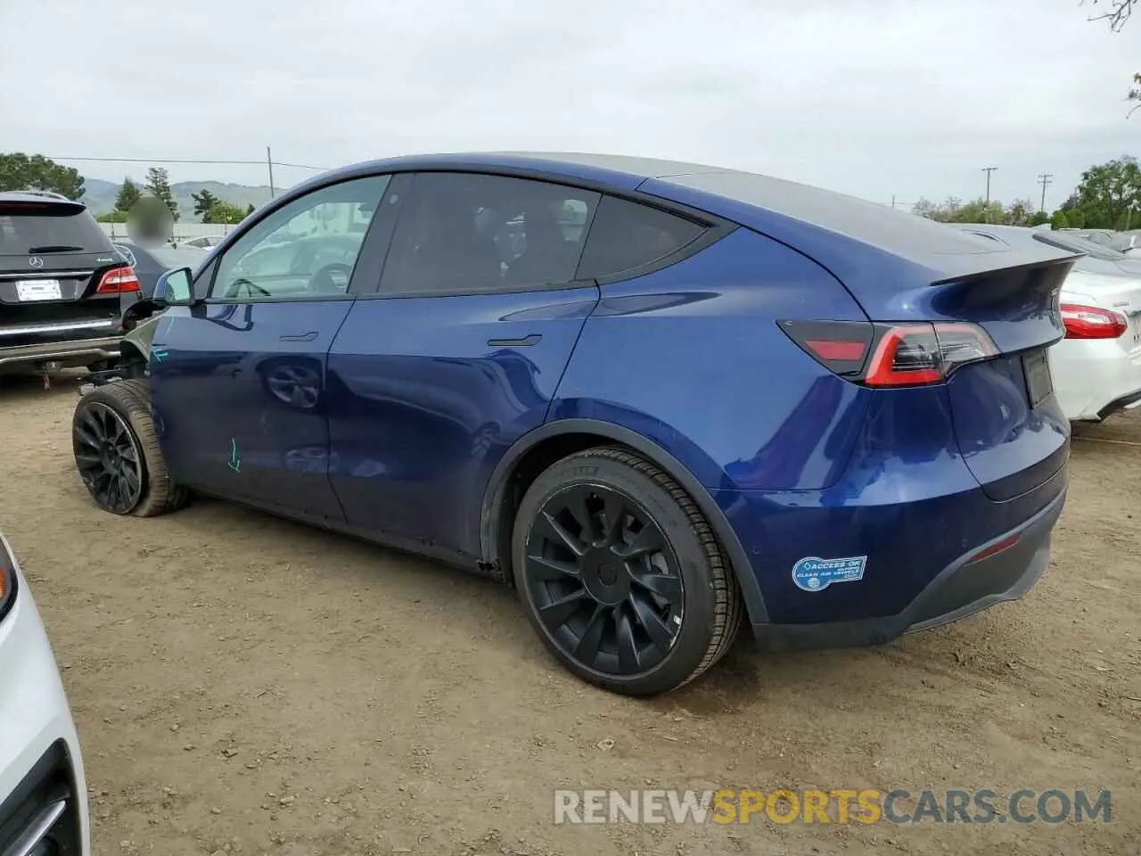 2 Photograph of a damaged car 5YJYGDEE9MF095417 TESLA MODEL Y 2021