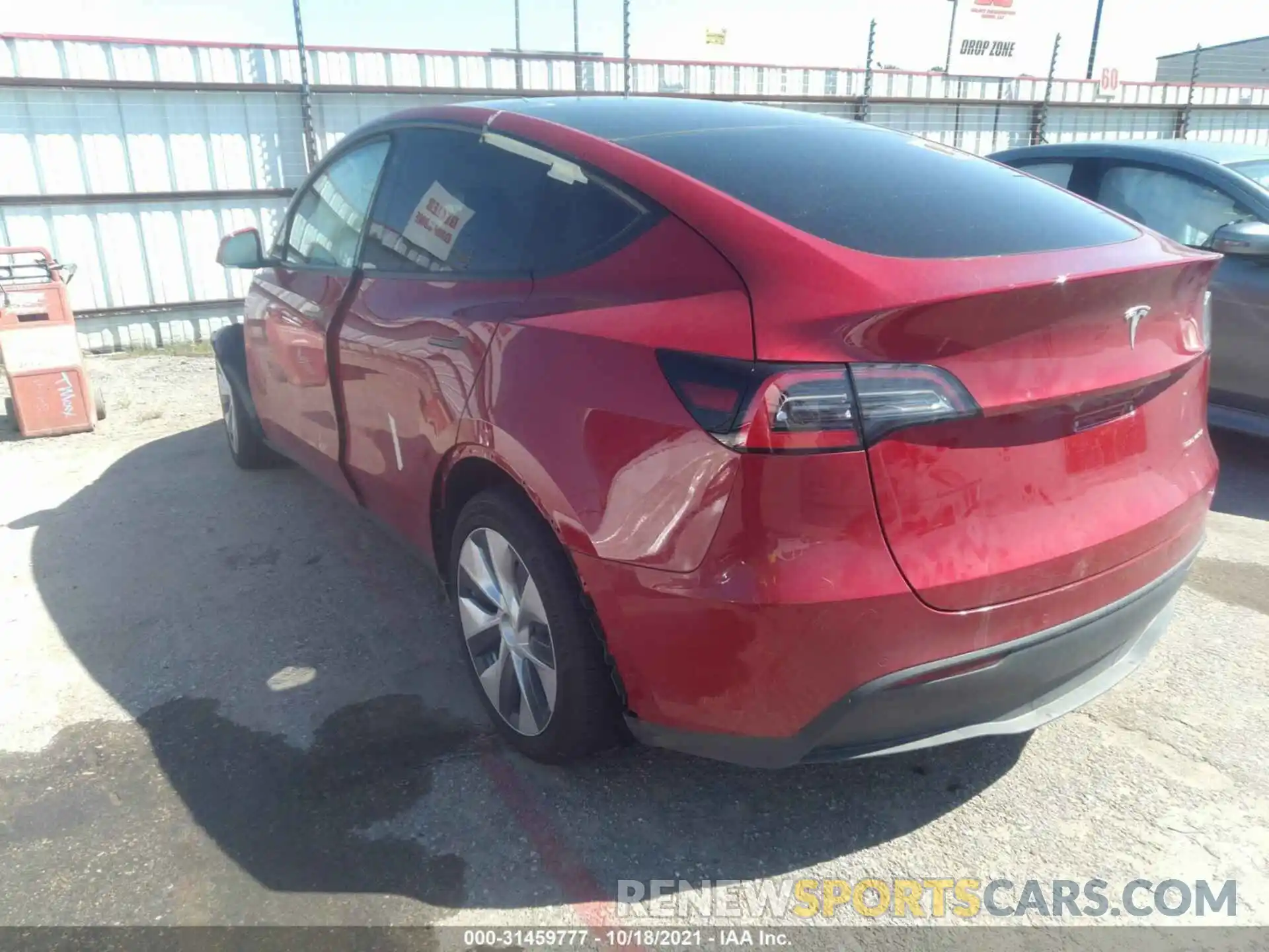 3 Photograph of a damaged car 5YJYGDEE9MF105329 TESLA MODEL Y 2021