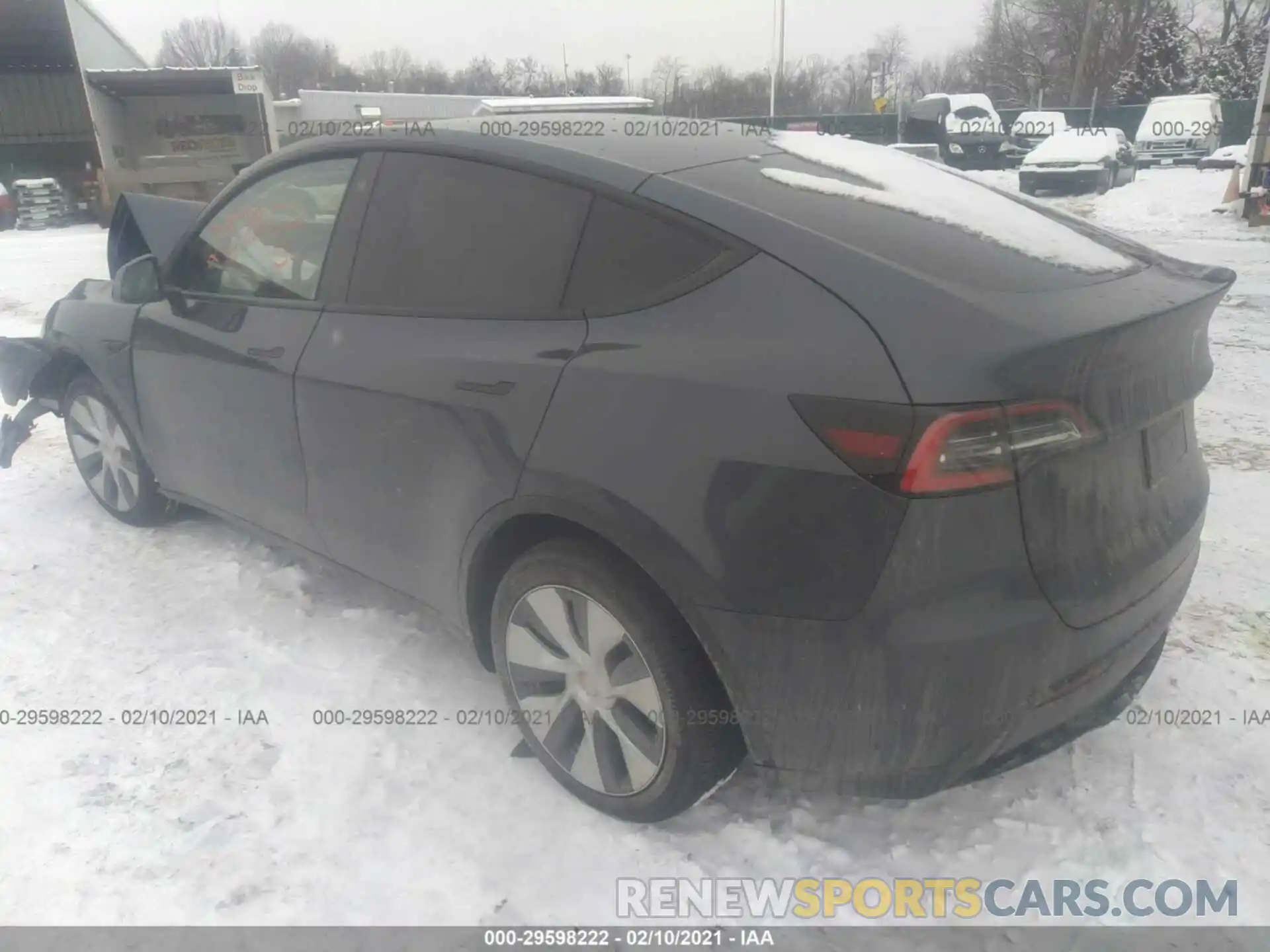 3 Photograph of a damaged car 5YJYGDEE9MF106626 TESLA MODEL Y 2021