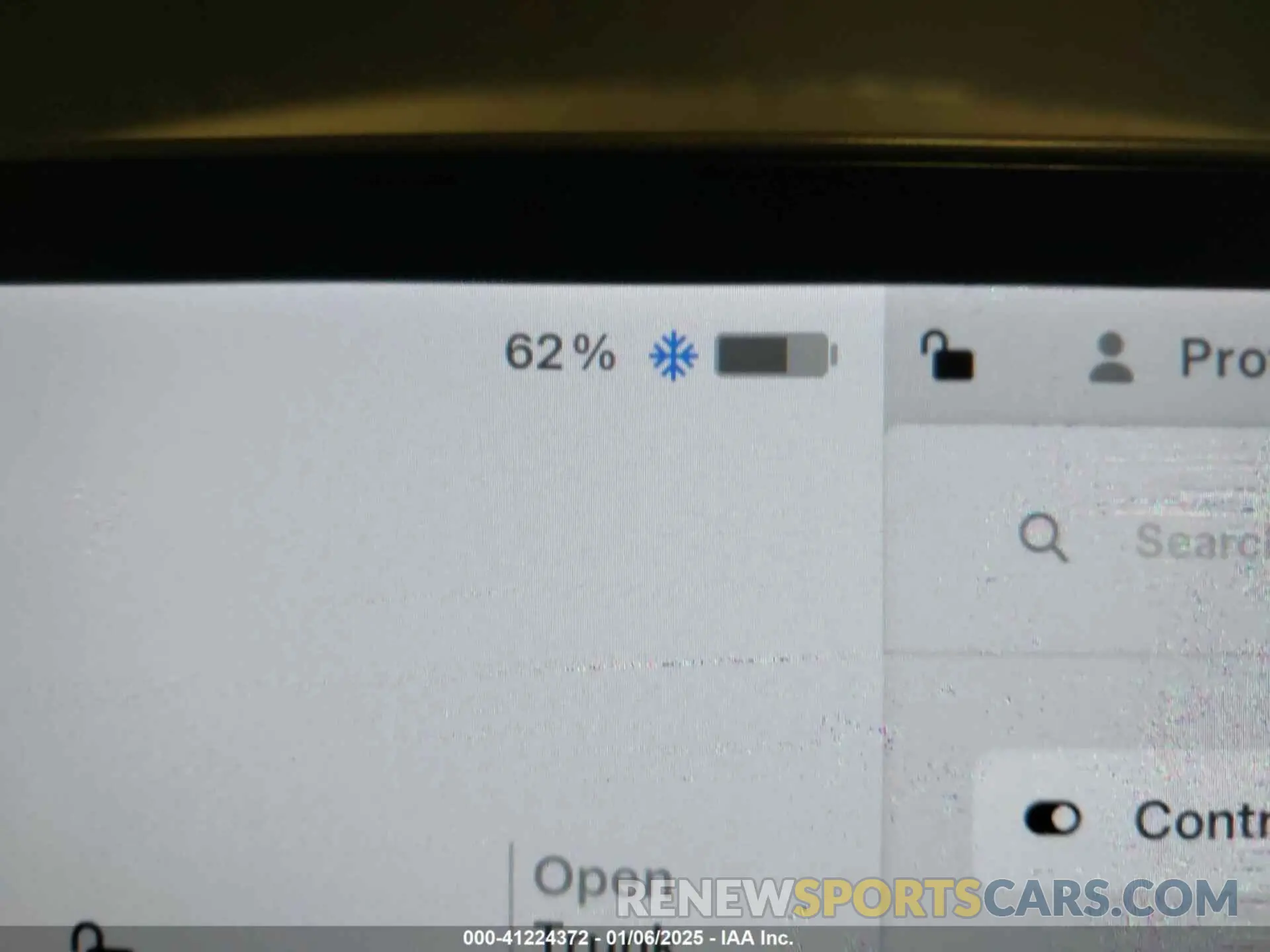 18 Photograph of a damaged car 5YJYGDEE9MF109820 TESLA MODEL Y 2021