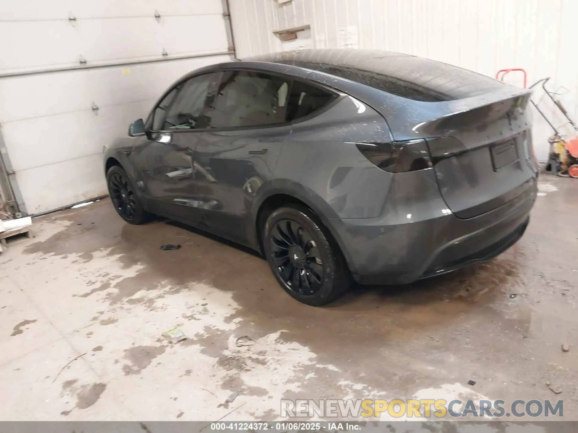 3 Photograph of a damaged car 5YJYGDEE9MF109820 TESLA MODEL Y 2021