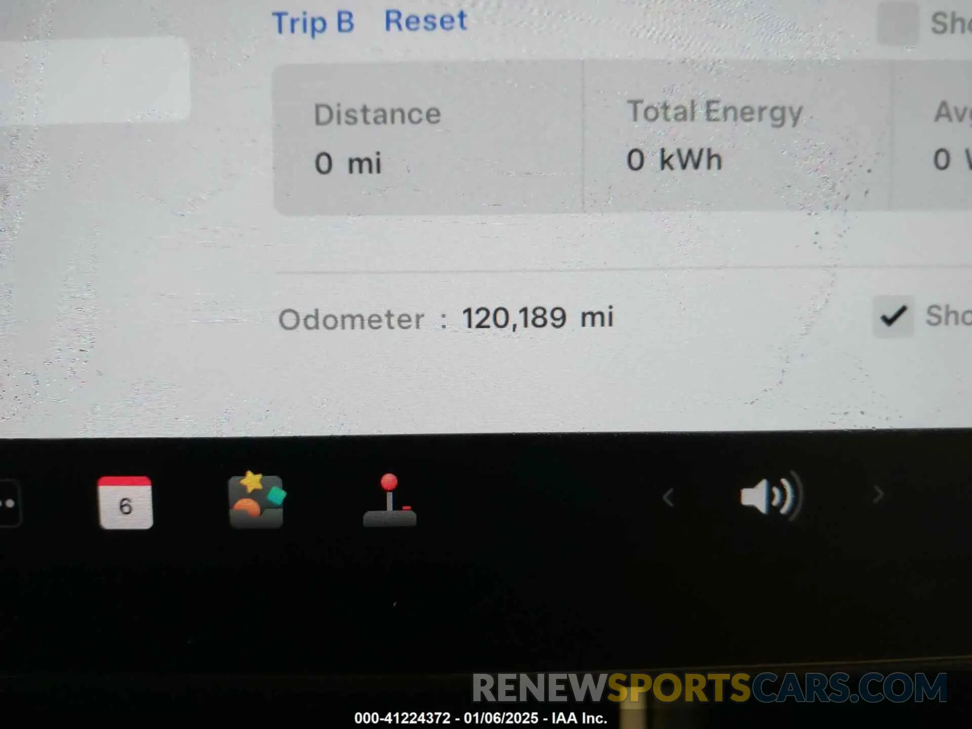 7 Photograph of a damaged car 5YJYGDEE9MF109820 TESLA MODEL Y 2021