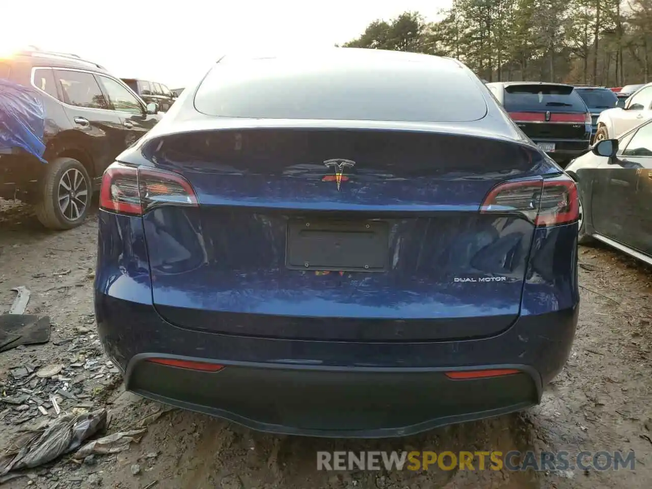 6 Photograph of a damaged car 5YJYGDEE9MF114192 TESLA MODEL Y 2021