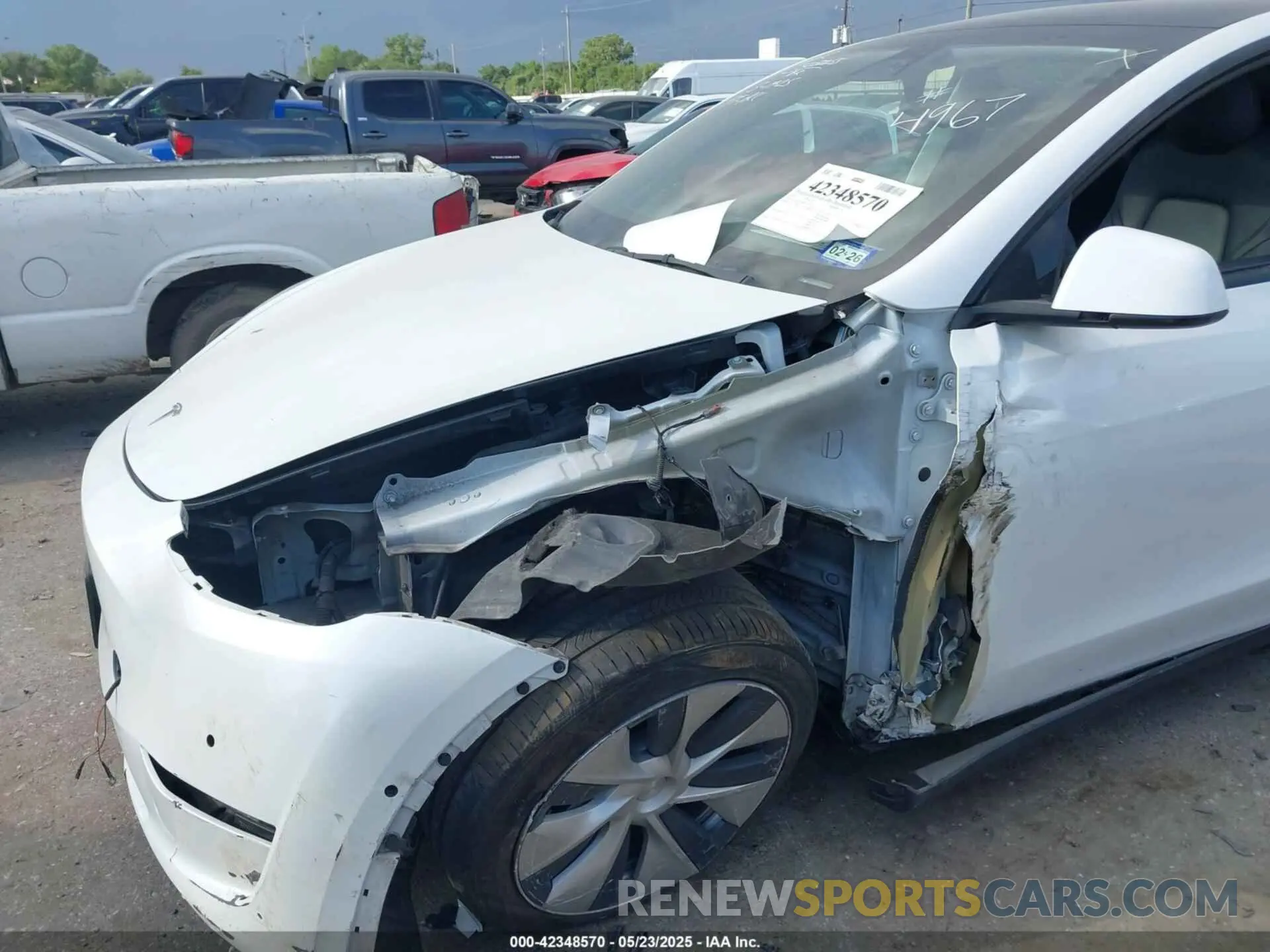 6 Photograph of a damaged car 5YJYGDEE9MF114967 TESLA MODEL Y 2021