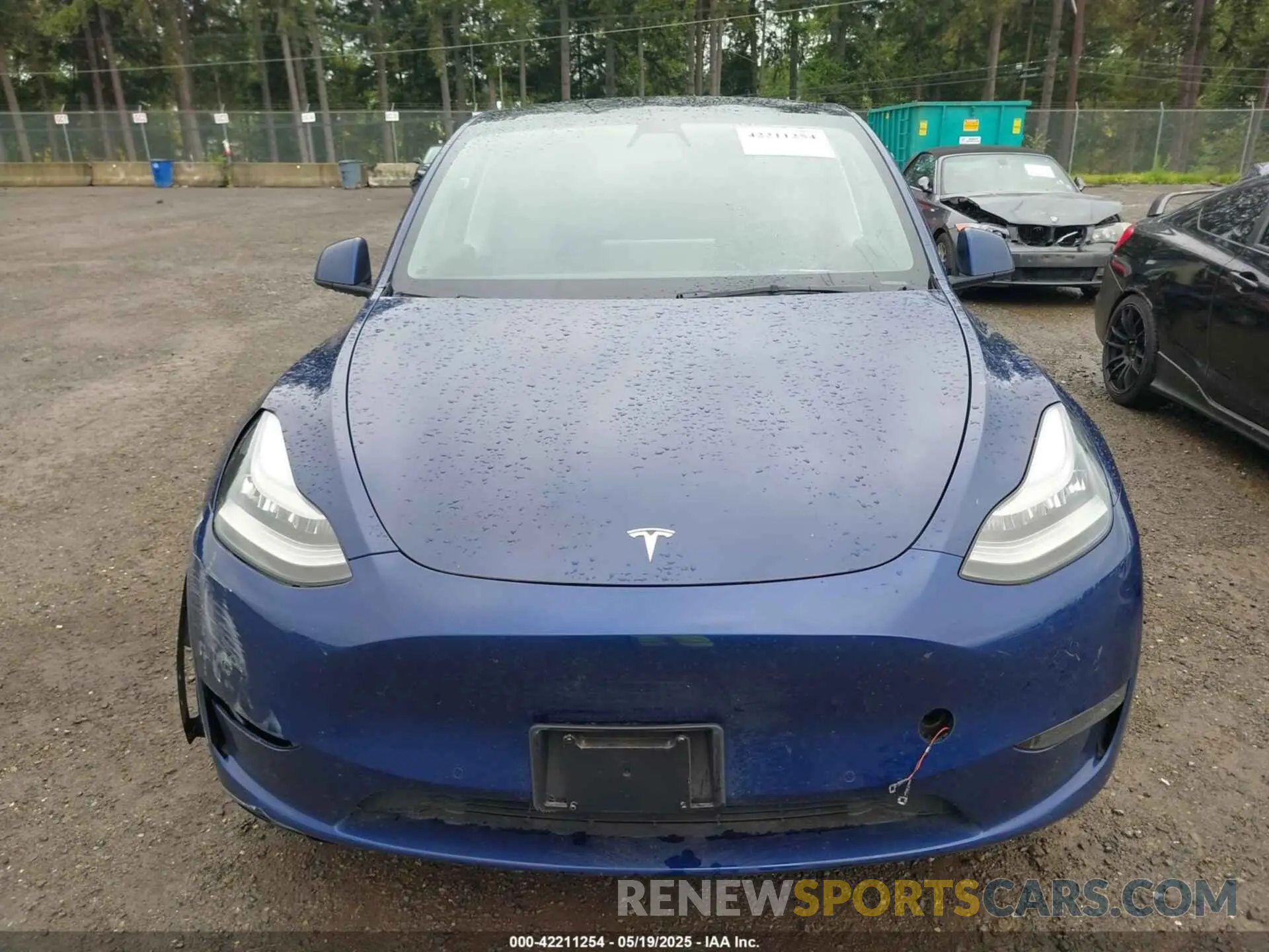 13 Photograph of a damaged car 5YJYGDEE9MF117500 TESLA MODEL Y 2021