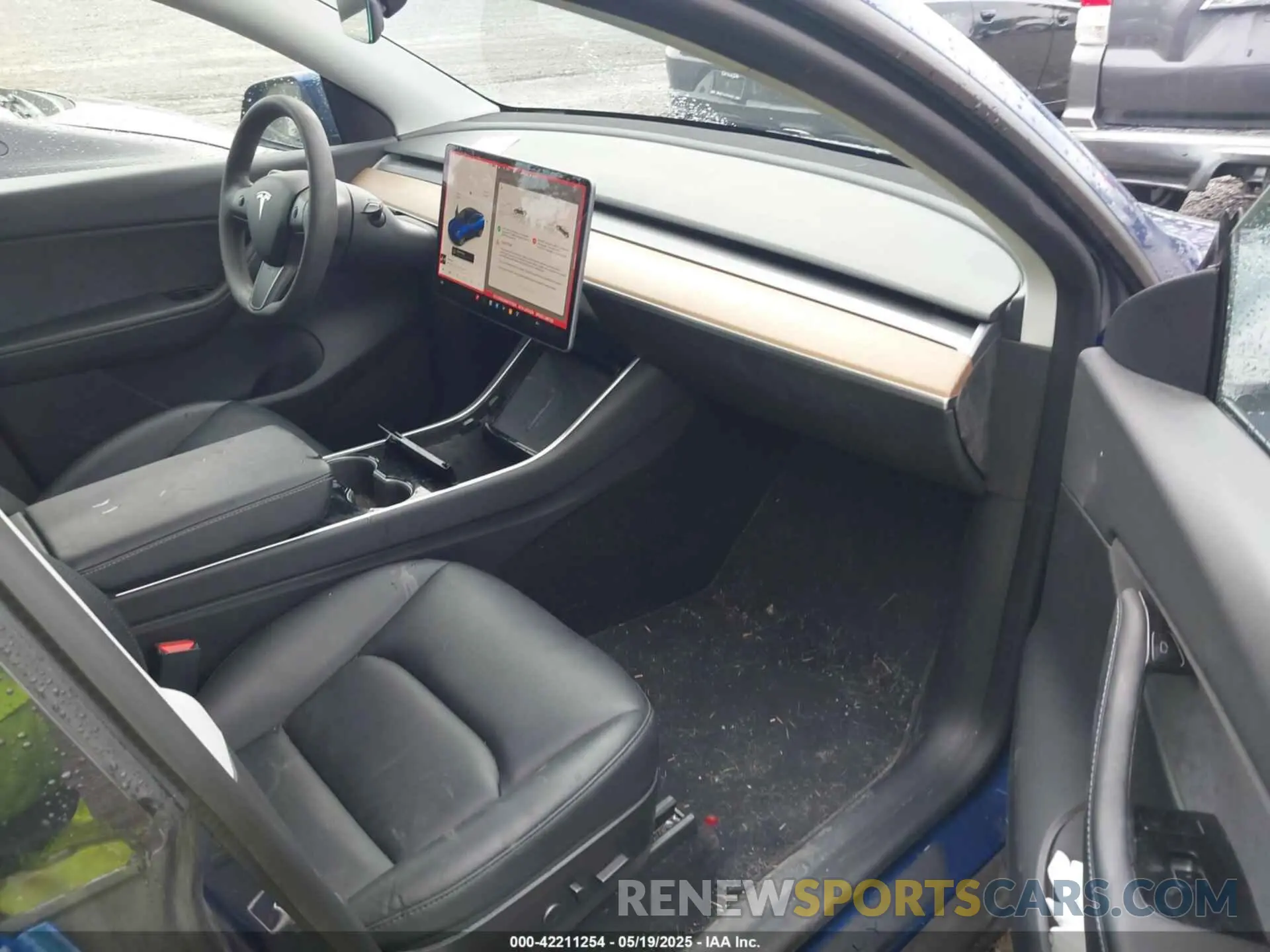 5 Photograph of a damaged car 5YJYGDEE9MF117500 TESLA MODEL Y 2021