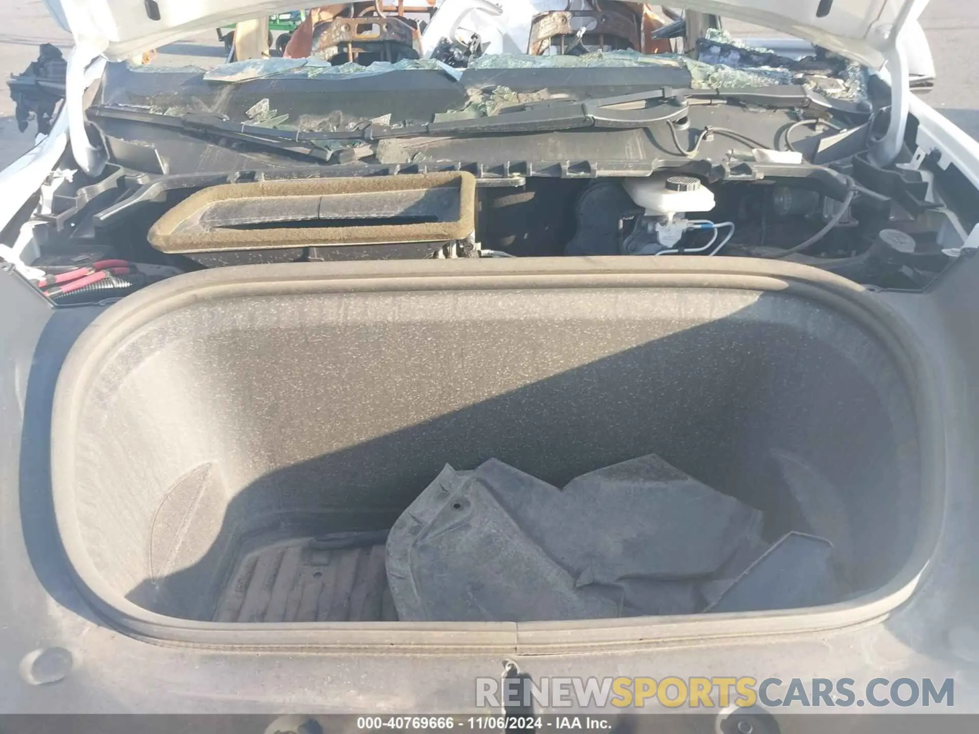 10 Photograph of a damaged car 5YJYGDEE9MF117903 TESLA MODEL Y 2021