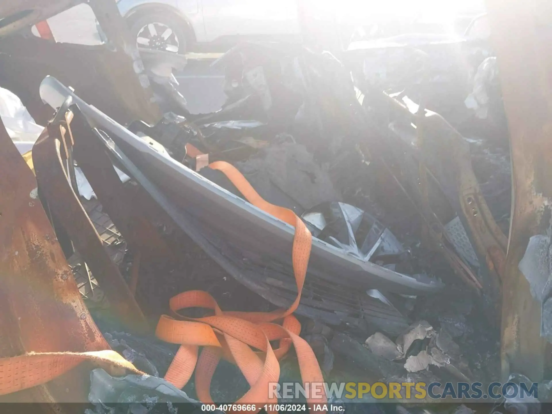 8 Photograph of a damaged car 5YJYGDEE9MF117903 TESLA MODEL Y 2021