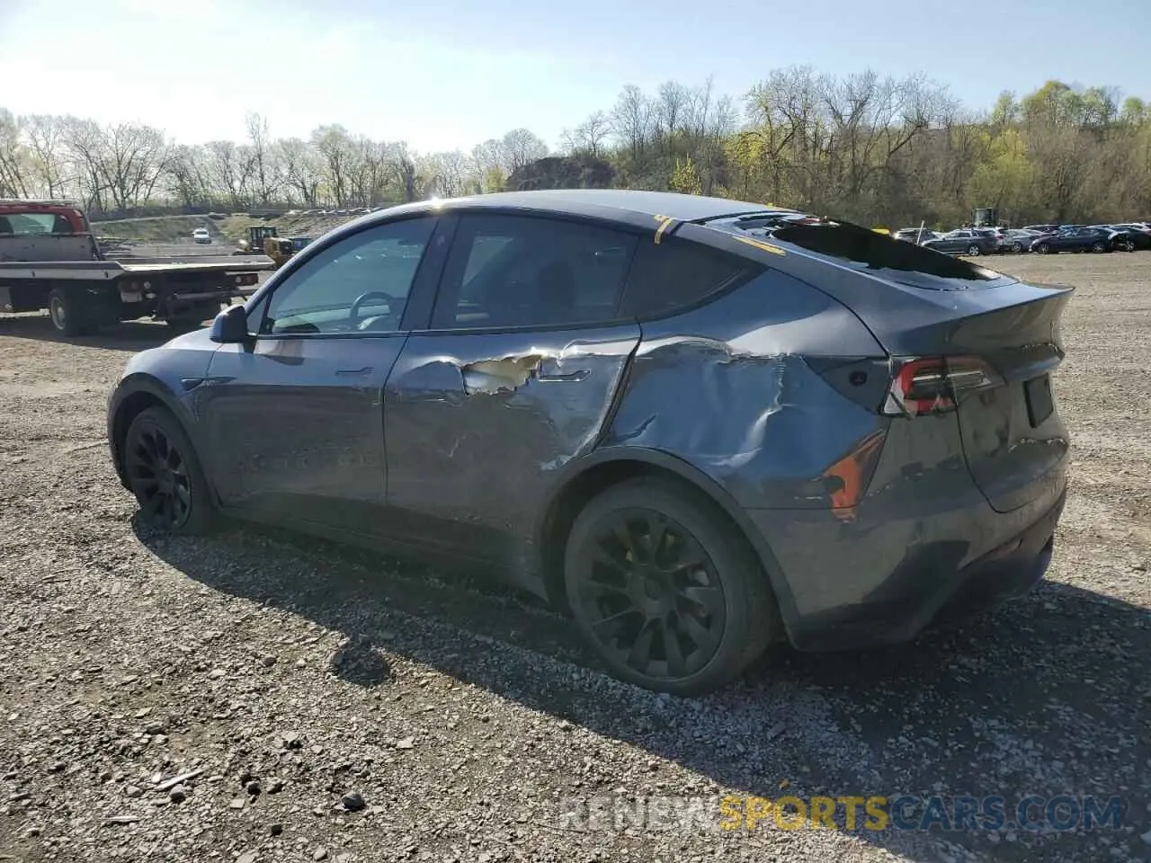 2 Photograph of a damaged car 5YJYGDEE9MF119974 TESLA MODEL Y 2021