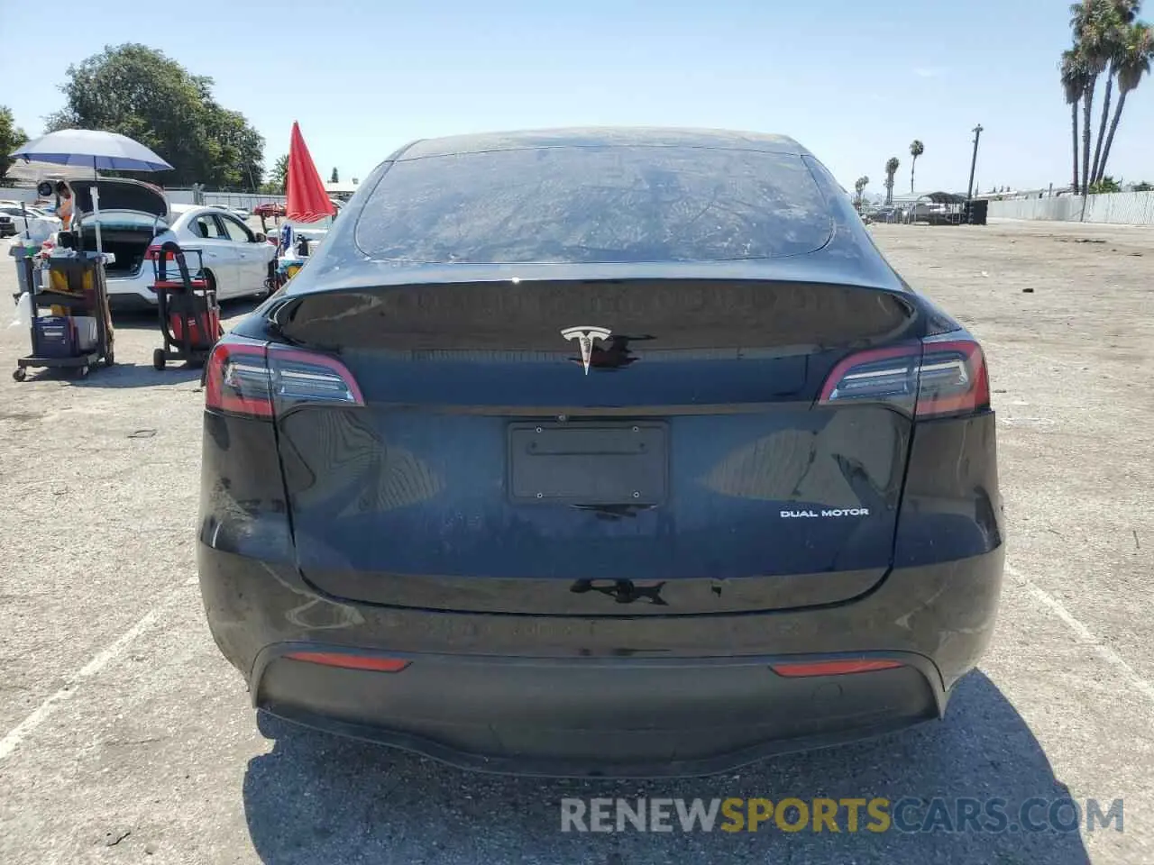 6 Photograph of a damaged car 5YJYGDEE9MF148472 TESLA MODEL Y 2021