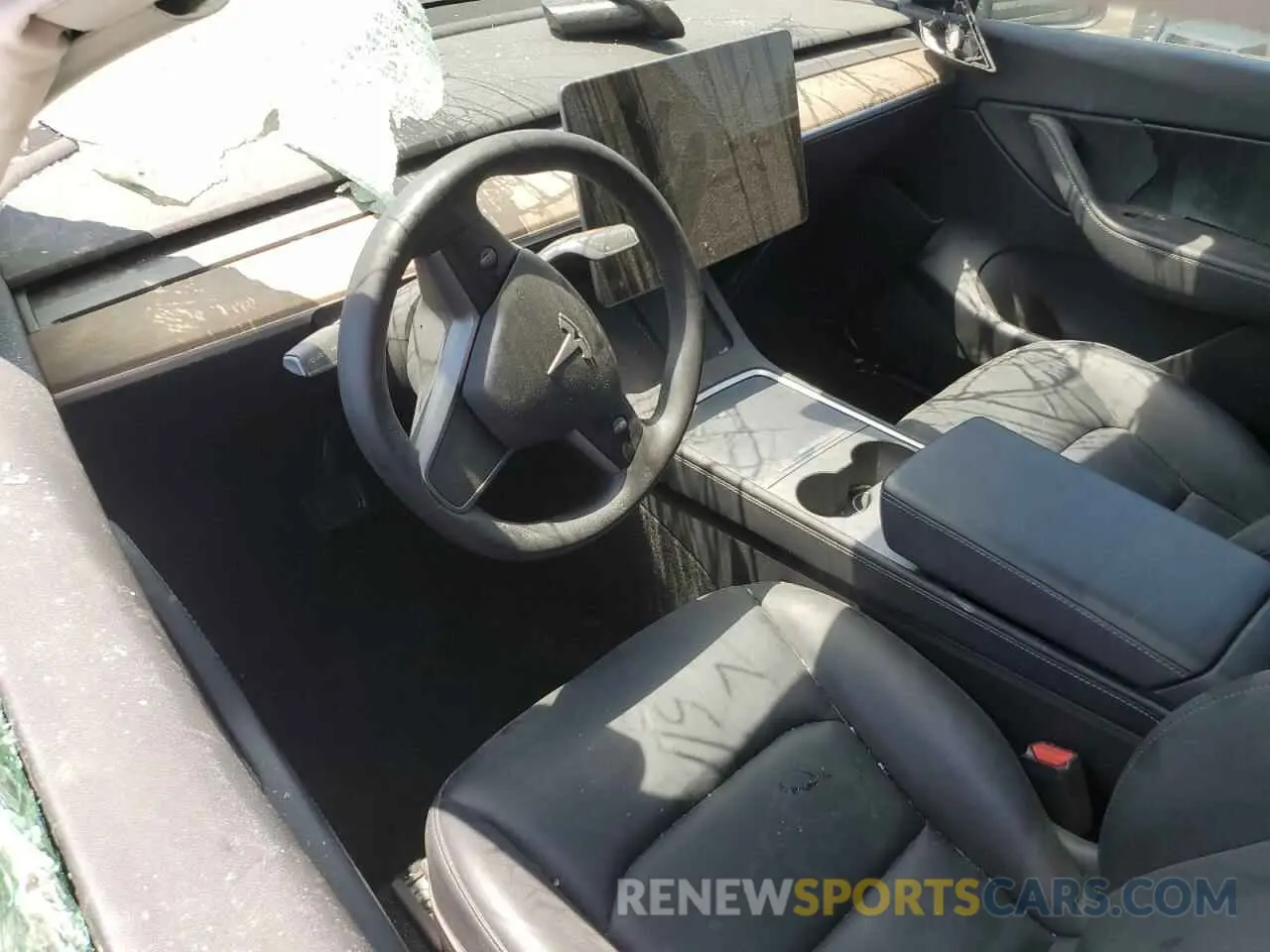 8 Photograph of a damaged car 5YJYGDEE9MF148472 TESLA MODEL Y 2021