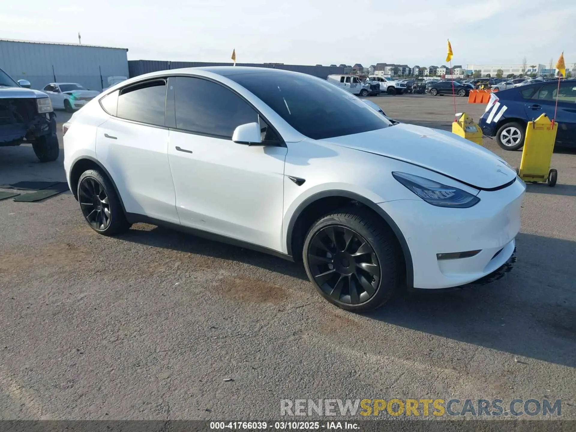 1 Photograph of a damaged car 5YJYGDEE9MF149217 TESLA MODEL Y 2021